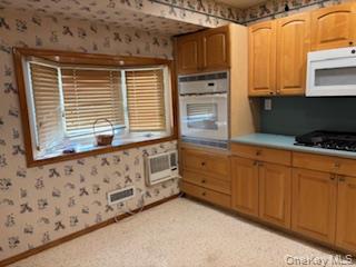 #6 photo, 73 Peconic Street, Selden , NY 11784