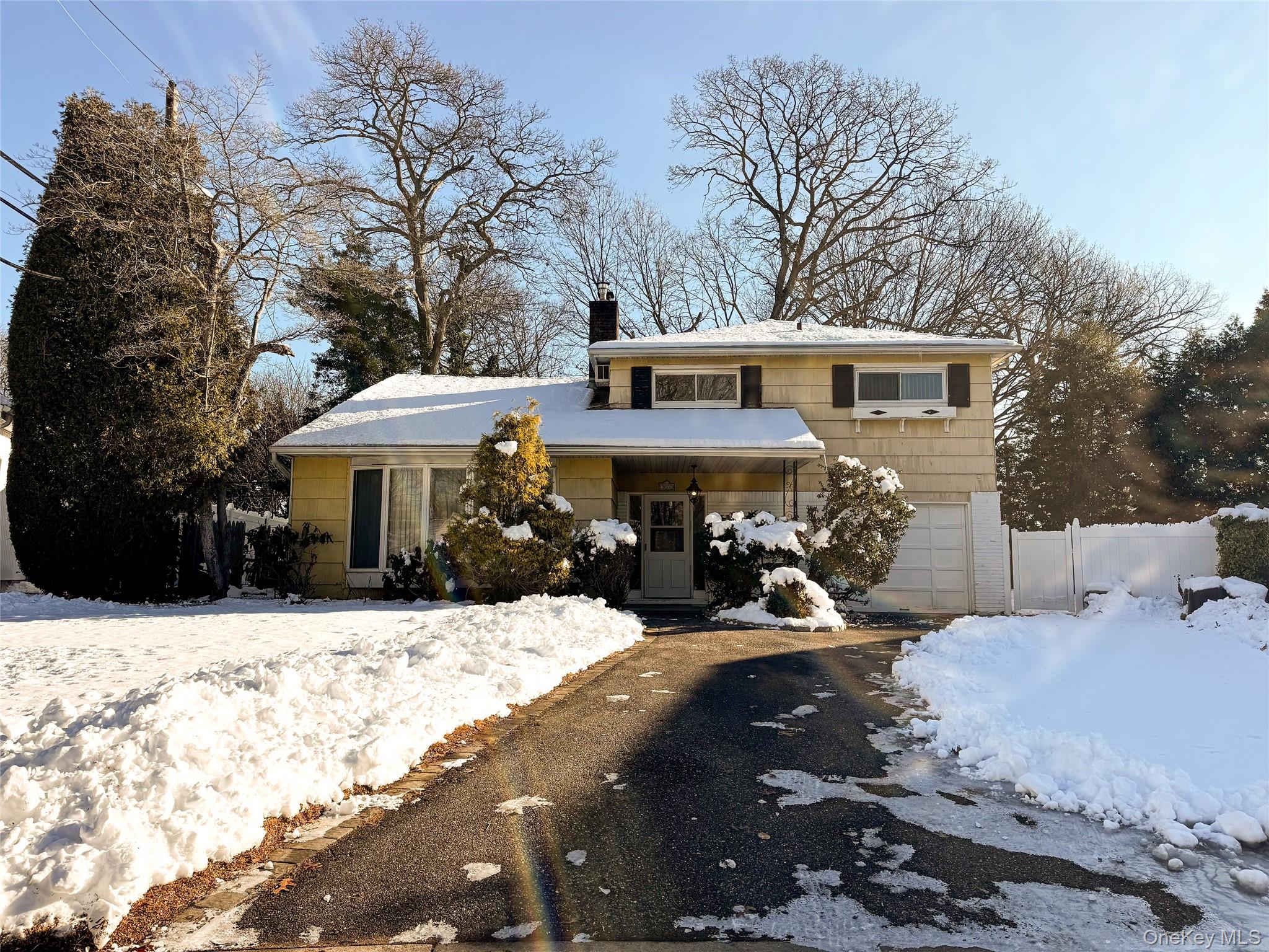 #1 photo, 1277 Lednam Court, Merrick , NY 11566