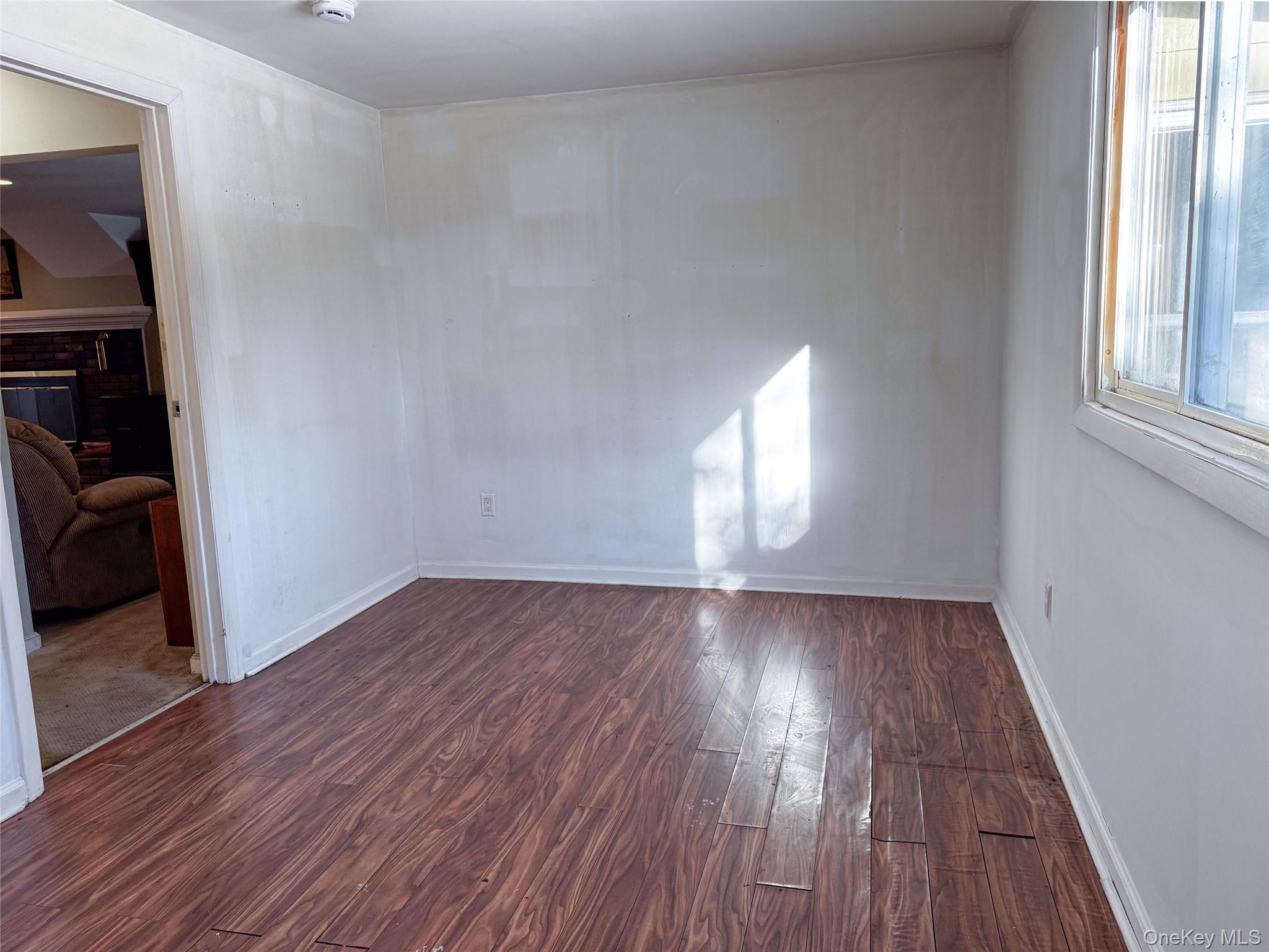 #7 photo, 1277 Lednam Court, Merrick , NY 11566