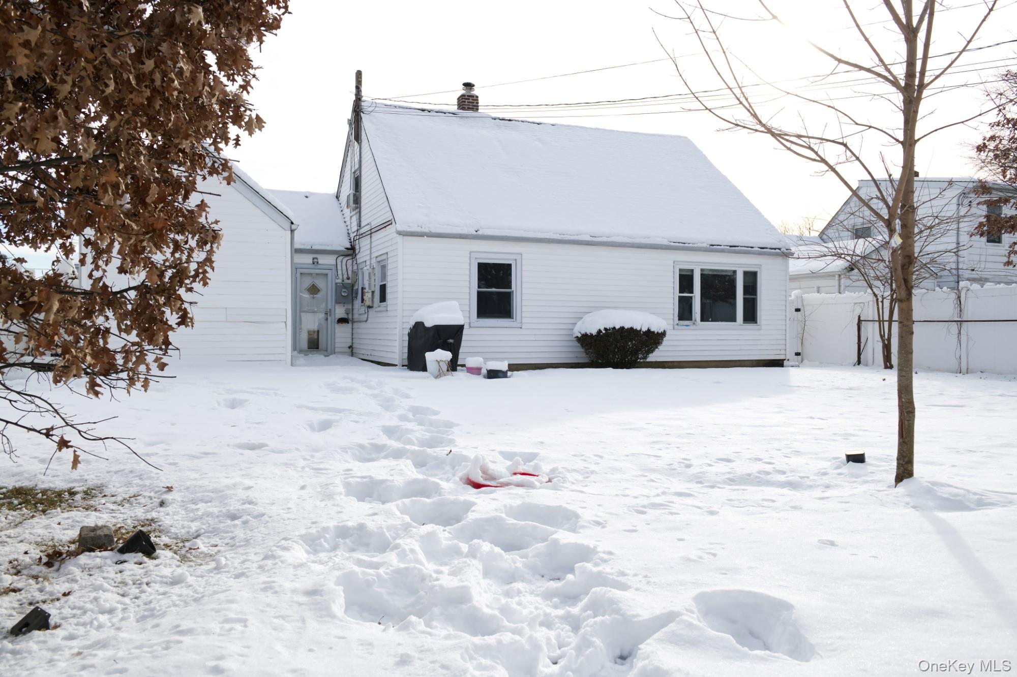 #16 photo, 59 Corncrib Lane, Levittown , NY 11756