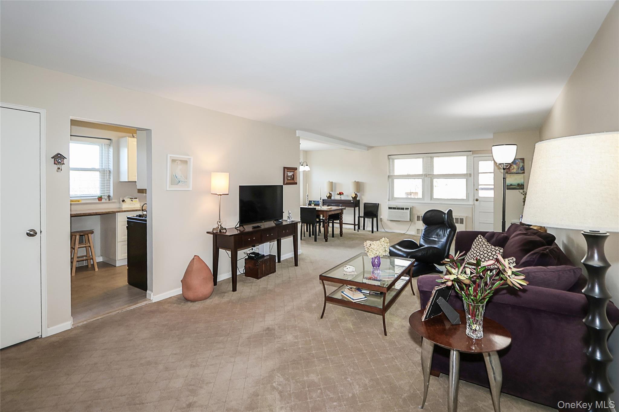 #11 photo, 34 Pearsall Avenue, Glen Cove , NY 11542