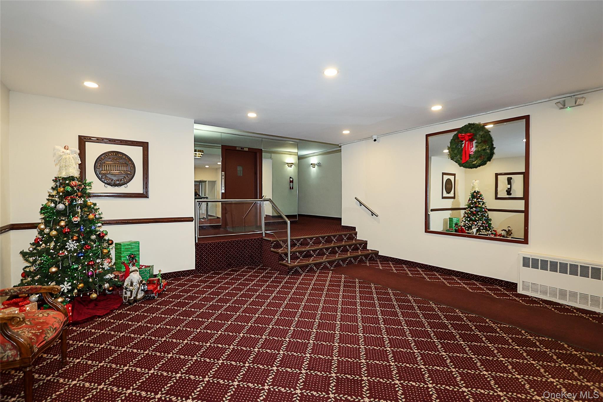 #3 photo, 34 Pearsall Avenue, Glen Cove , NY 11542