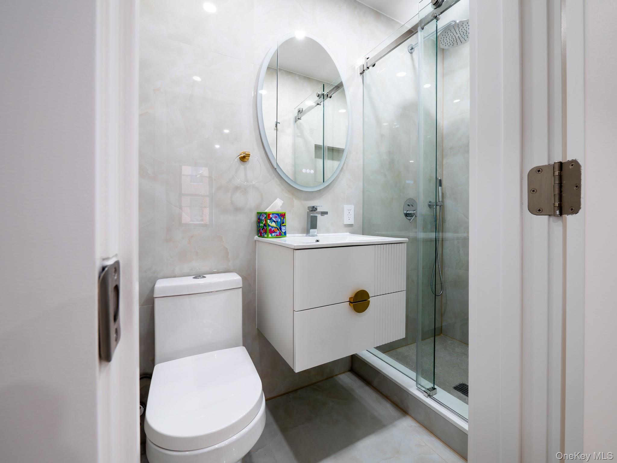 #13 photo, 139-15 83 Avenue, Briarwood , NY 11435