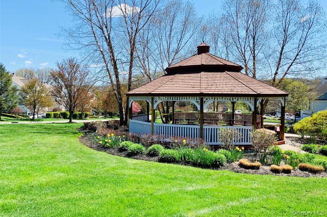 #20 photo, 25 Fairways Drive, Middletown , NY 10940