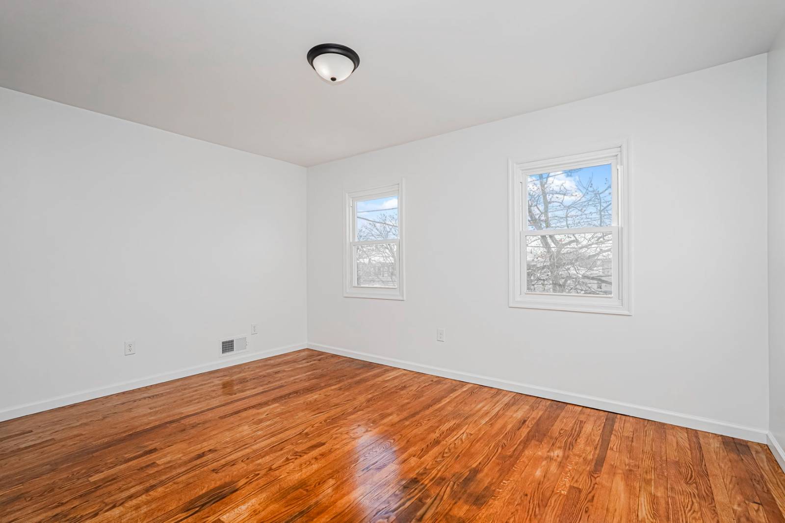 #13 photo, 35 Bent street, STATEN ISLAND , NY 10312