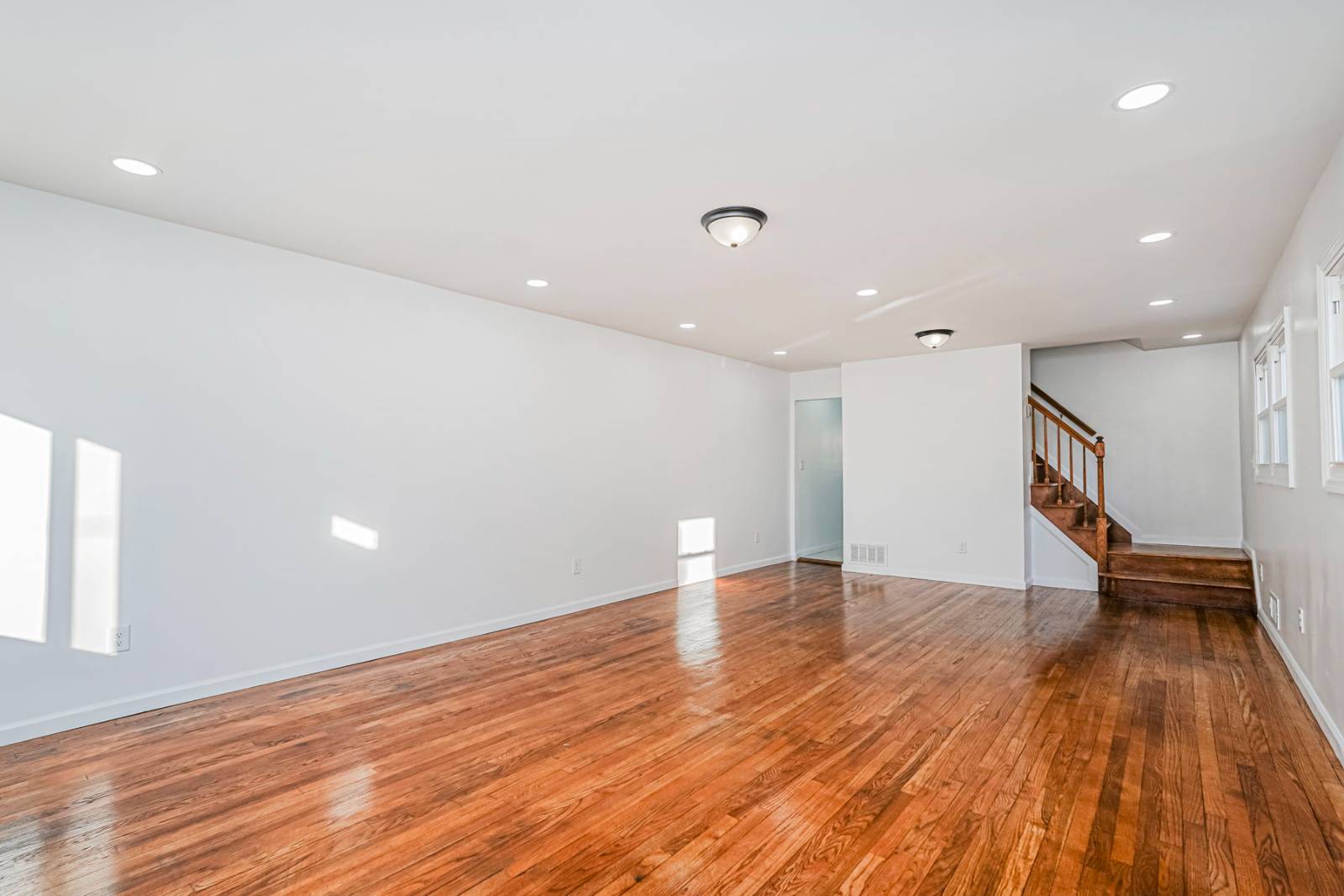 #3 photo, 35 Bent street, STATEN ISLAND , NY 10312