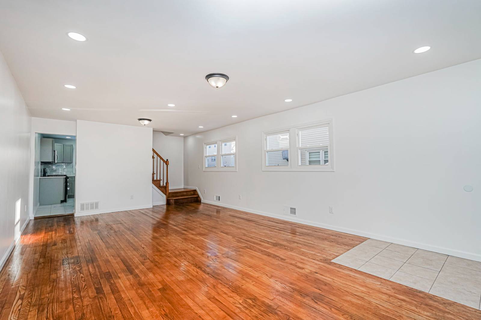 #5 photo, 35 Bent street, STATEN ISLAND , NY 10312