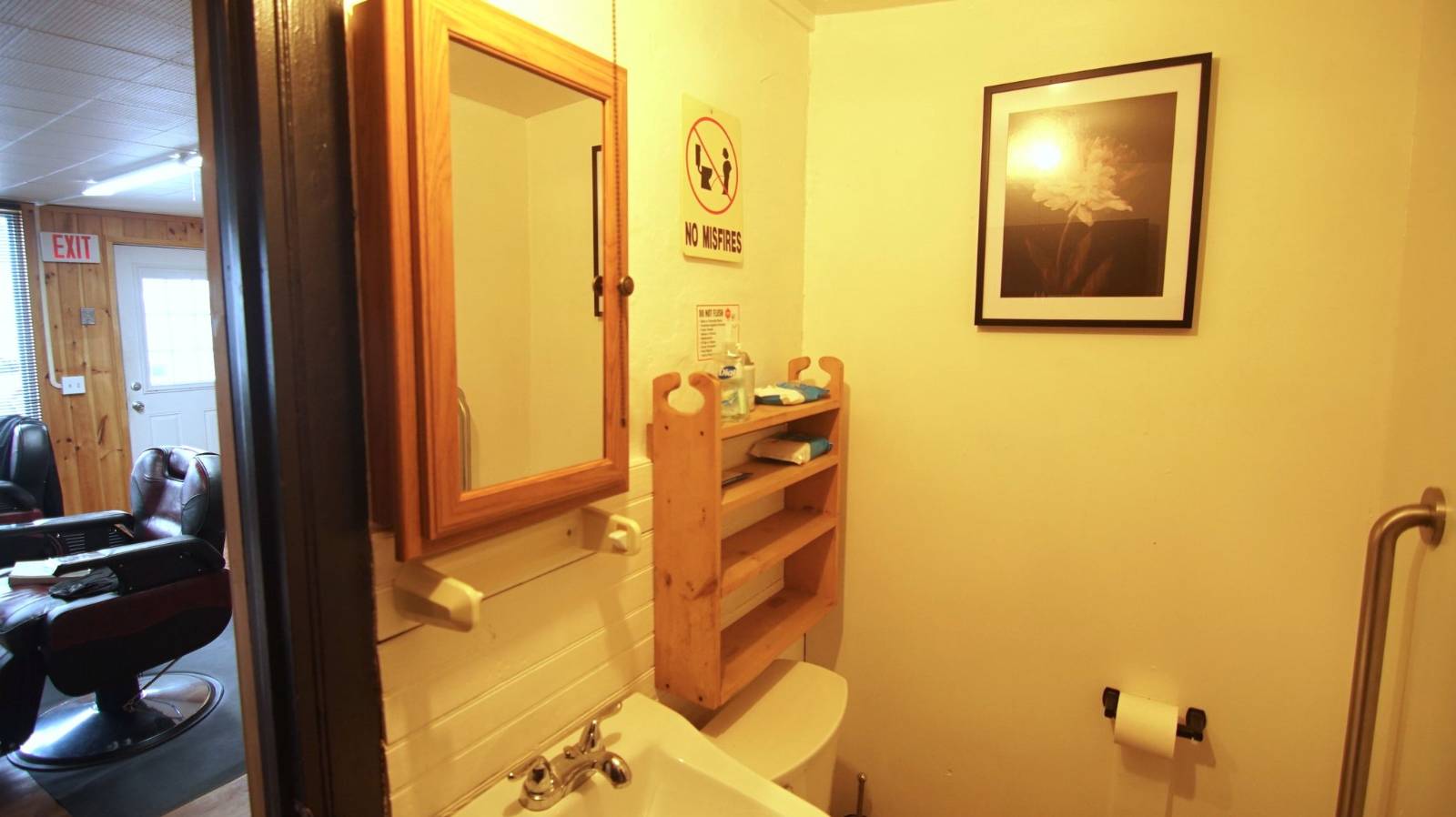 #8 photo, 86  Main St, New York Mills , NY 13417