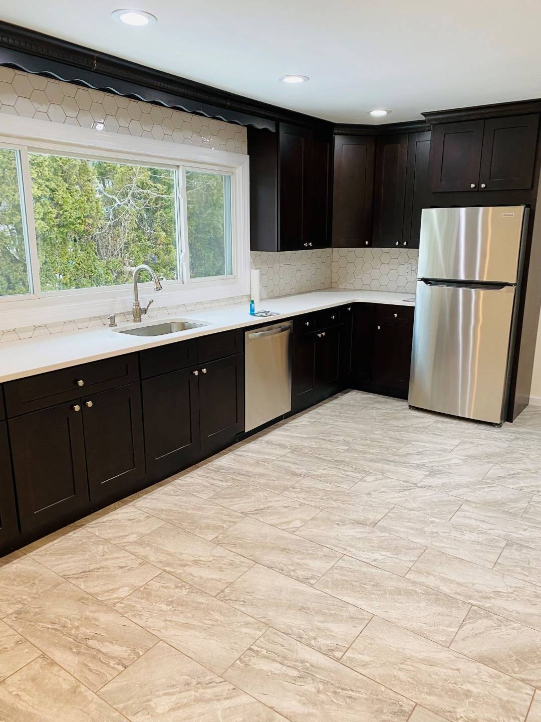 #4 photo, 75 Elm Av, Нассау ‖ Glen Cove , NY 11542