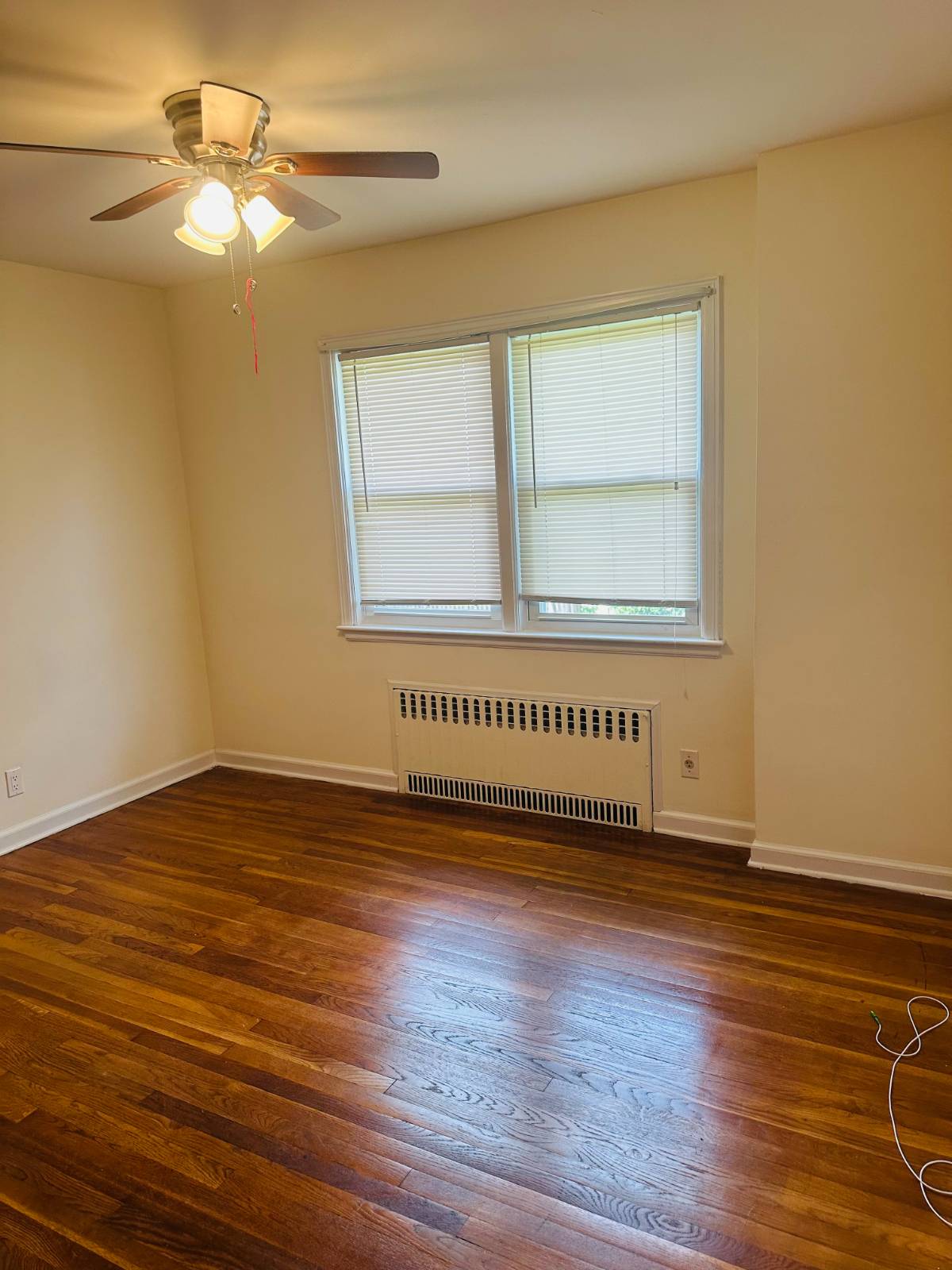 #5 photo, 75 Elm Av, Нассау ‖ Glen Cove , NY 11542