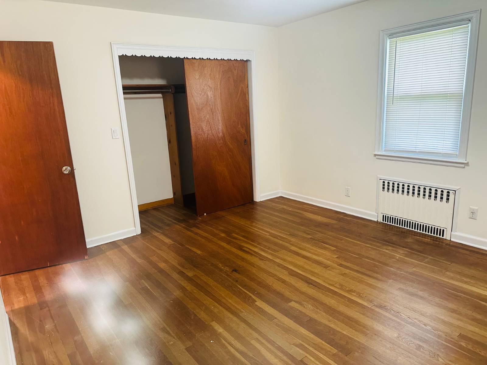 #6 photo, 75 Elm Av, Нассау ‖ Glen Cove , NY 11542