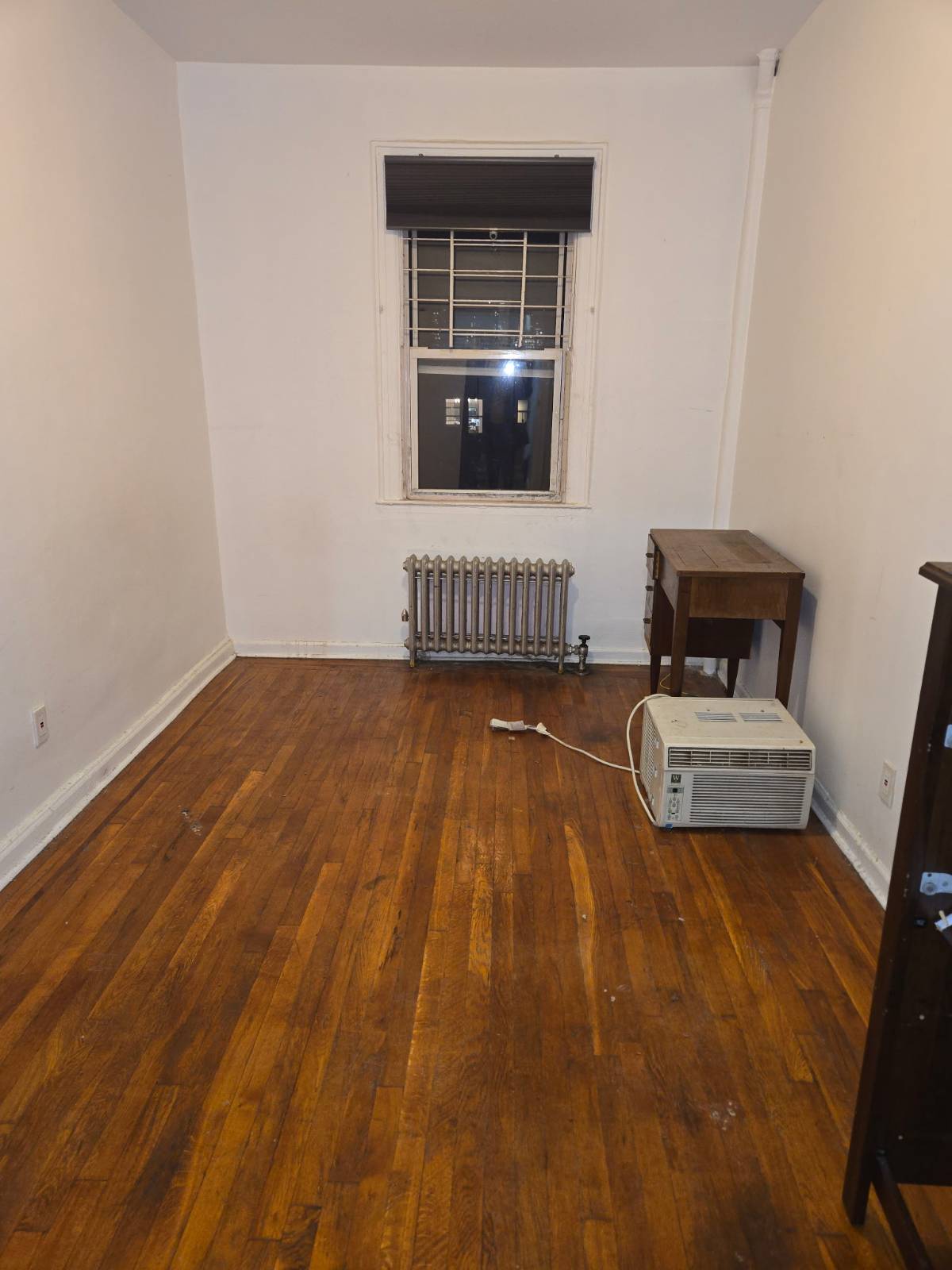 #9 photo, Crescent street & 36th Ave, LIC , NY 11106