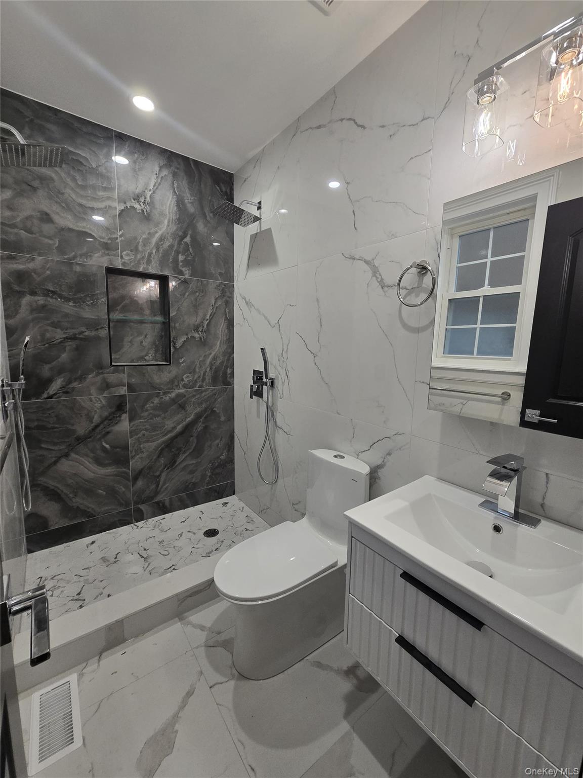 #5 photo, 24002 147th, 皇后区 Rosedale , NY 11422