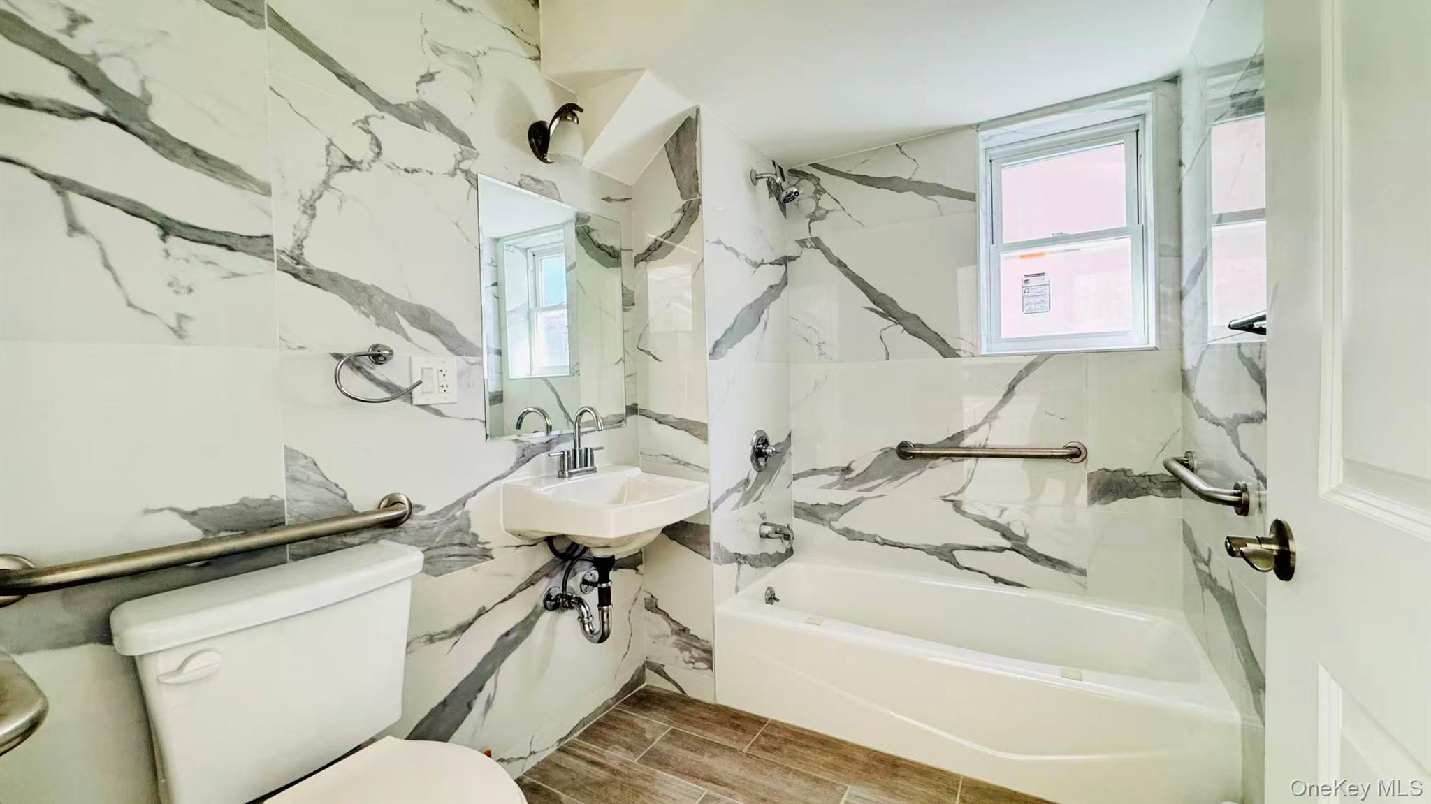 #7 photo, 107-47 49th Ave, Corona , NY 11368