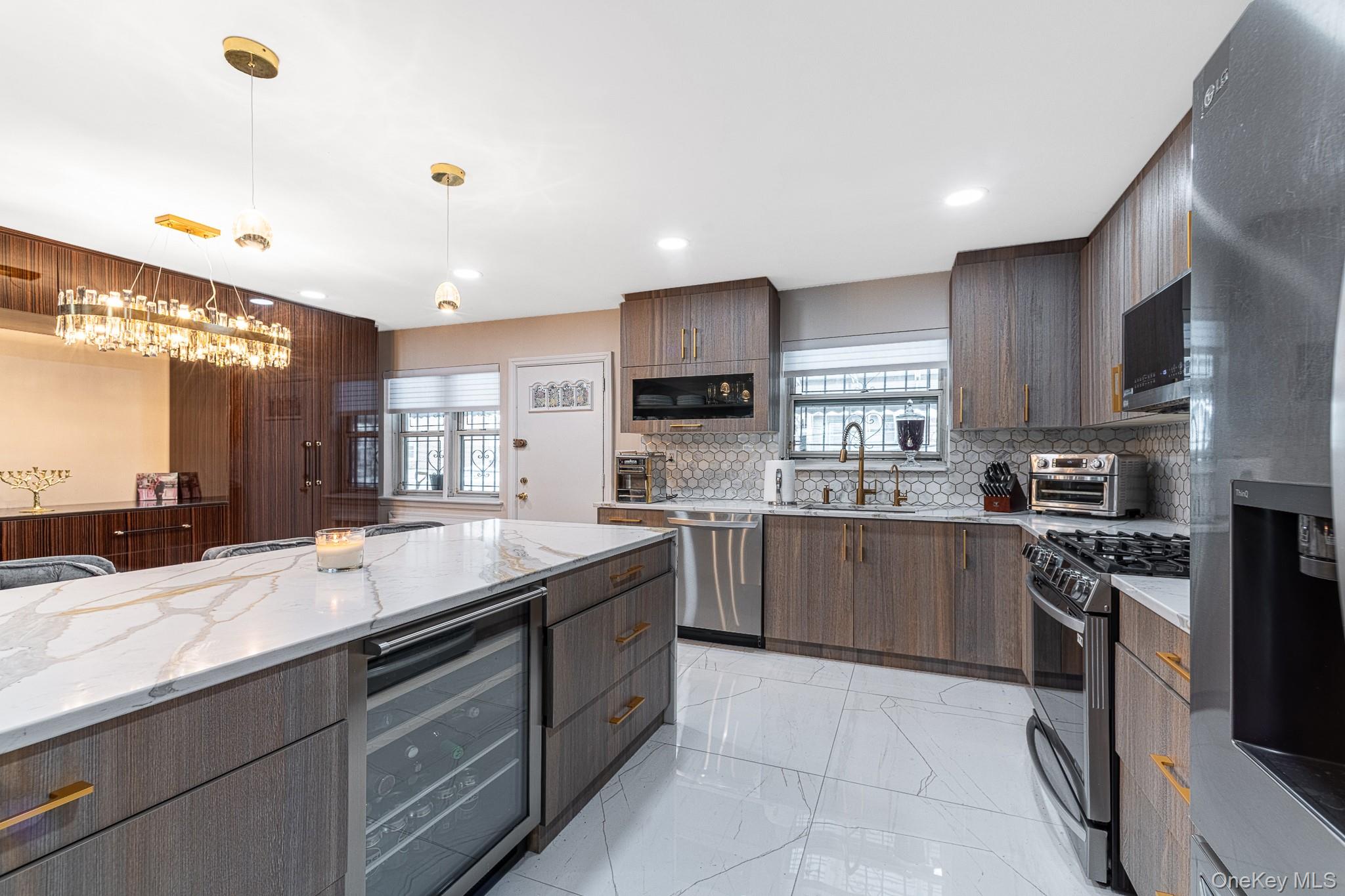 #4 photo, 2721 Batchelder Street, Brooklyn , NY 11235