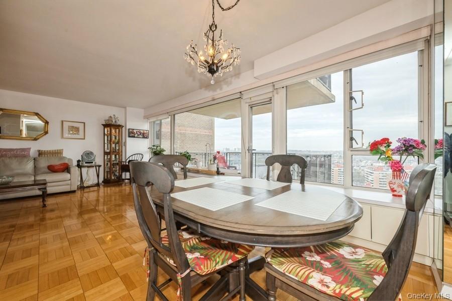 #11 photo, 166-25 Powells Cove Boulevard, Beechhurst , NY 11357