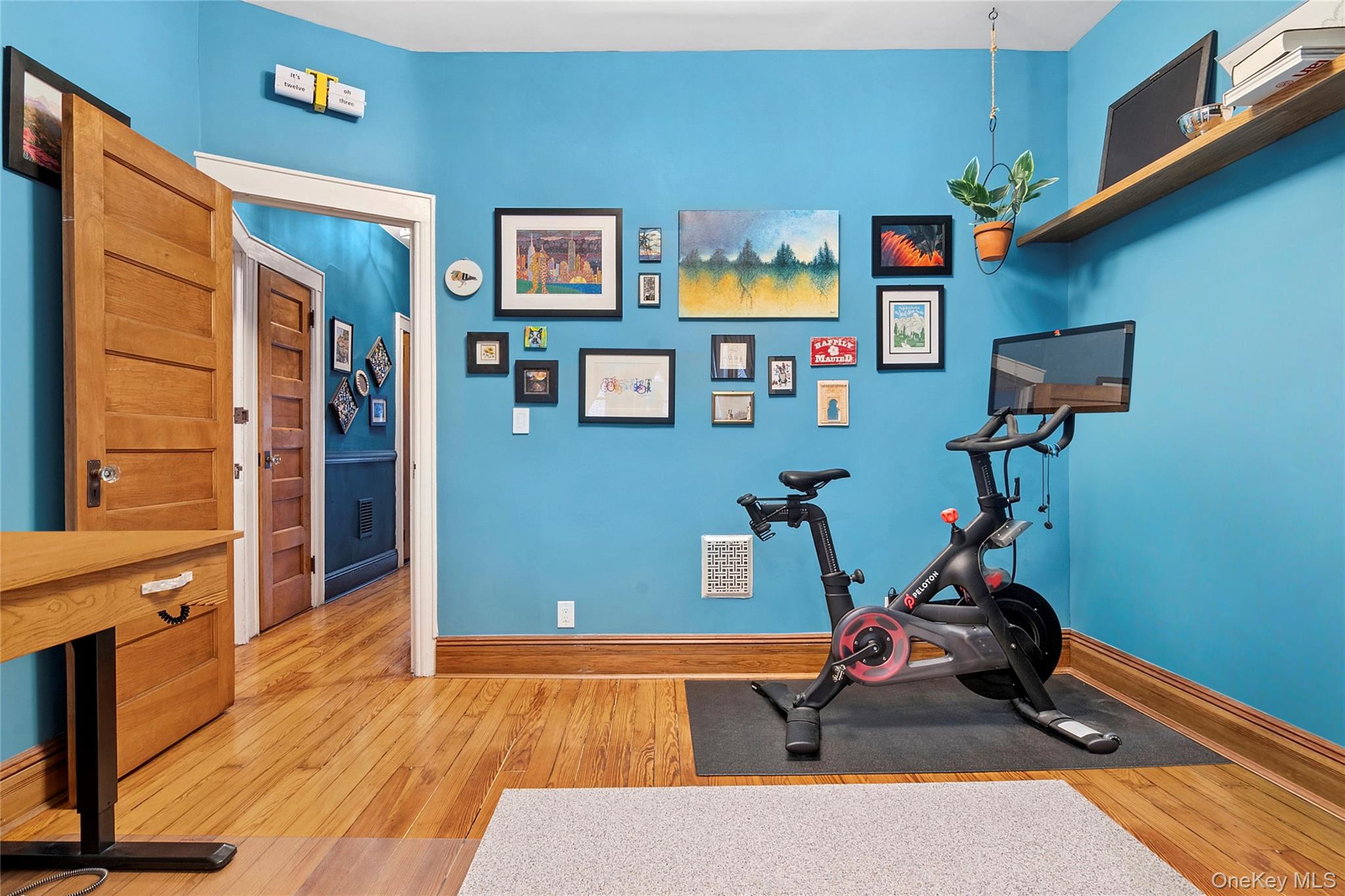 #10 photo, 16-16 Putnam Avenue, कुईंस Ridgewood , NY 11385