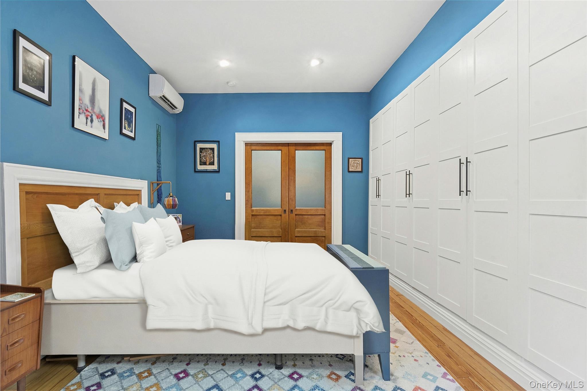 #7 photo, 16-16 Putnam Avenue, कुईंस Ridgewood , NY 11385