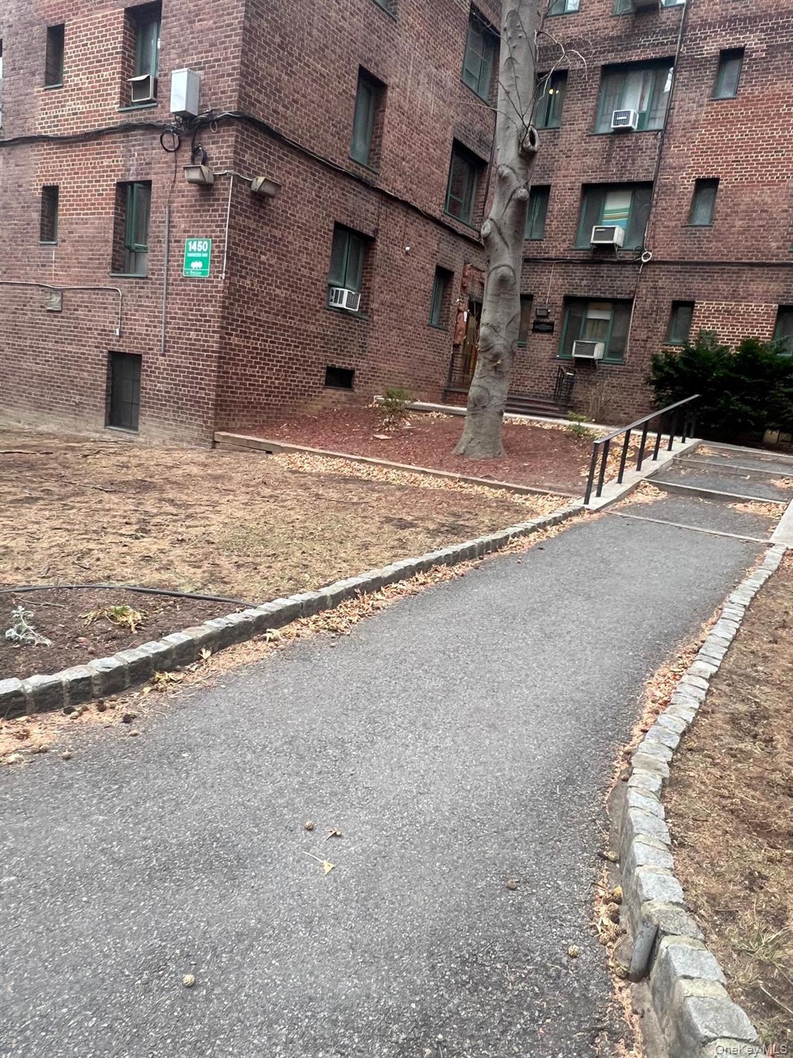 #1 photo, 1450 Parkchester Road, Bronx , NY 10462
