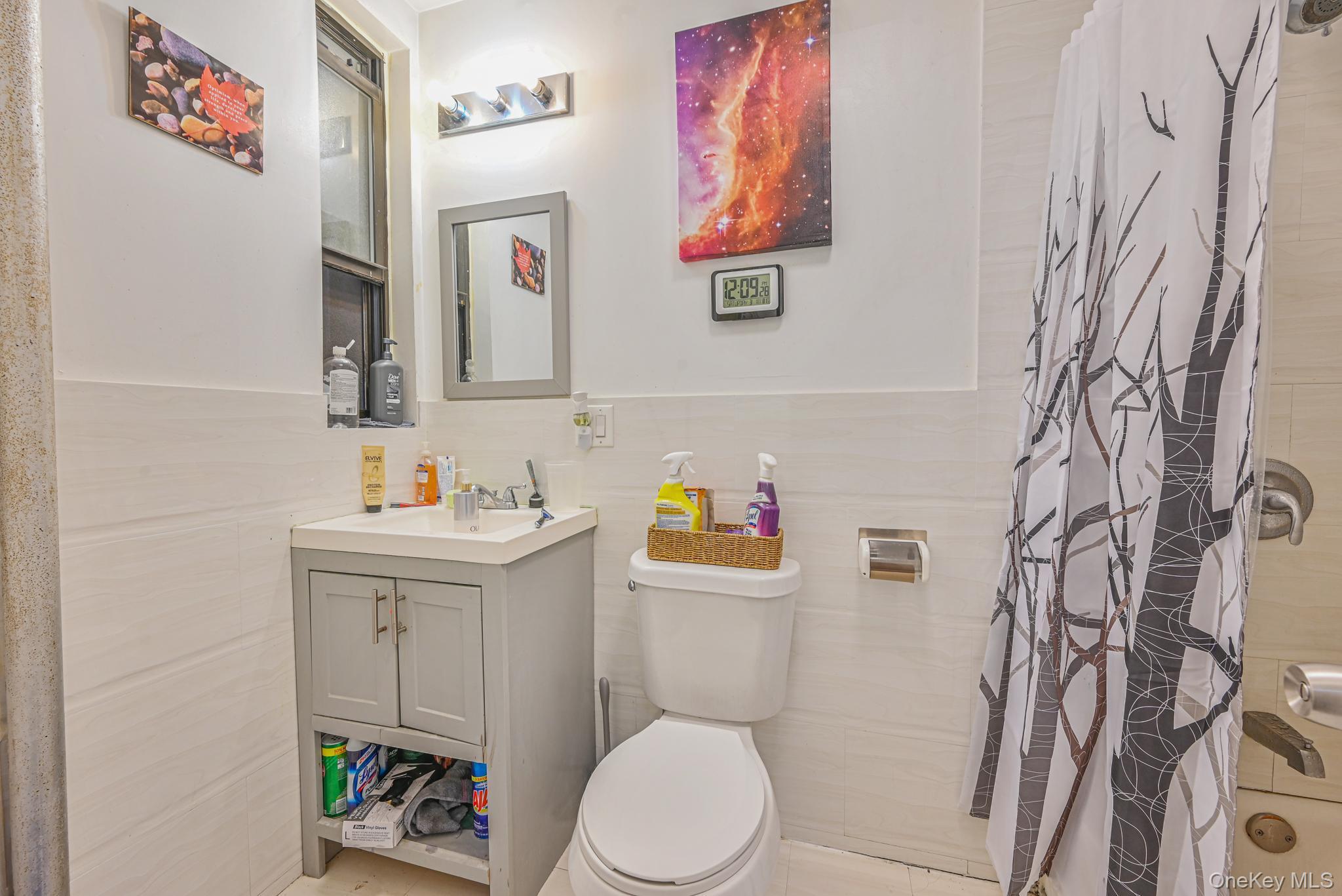 #17 photo, 1485 Bryant Avenue, Bronx , NY 10460