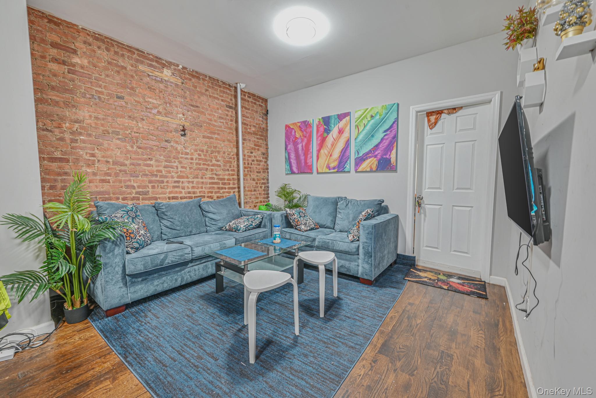 #7 photo, 1485 Bryant Avenue, Bronx , NY 10460