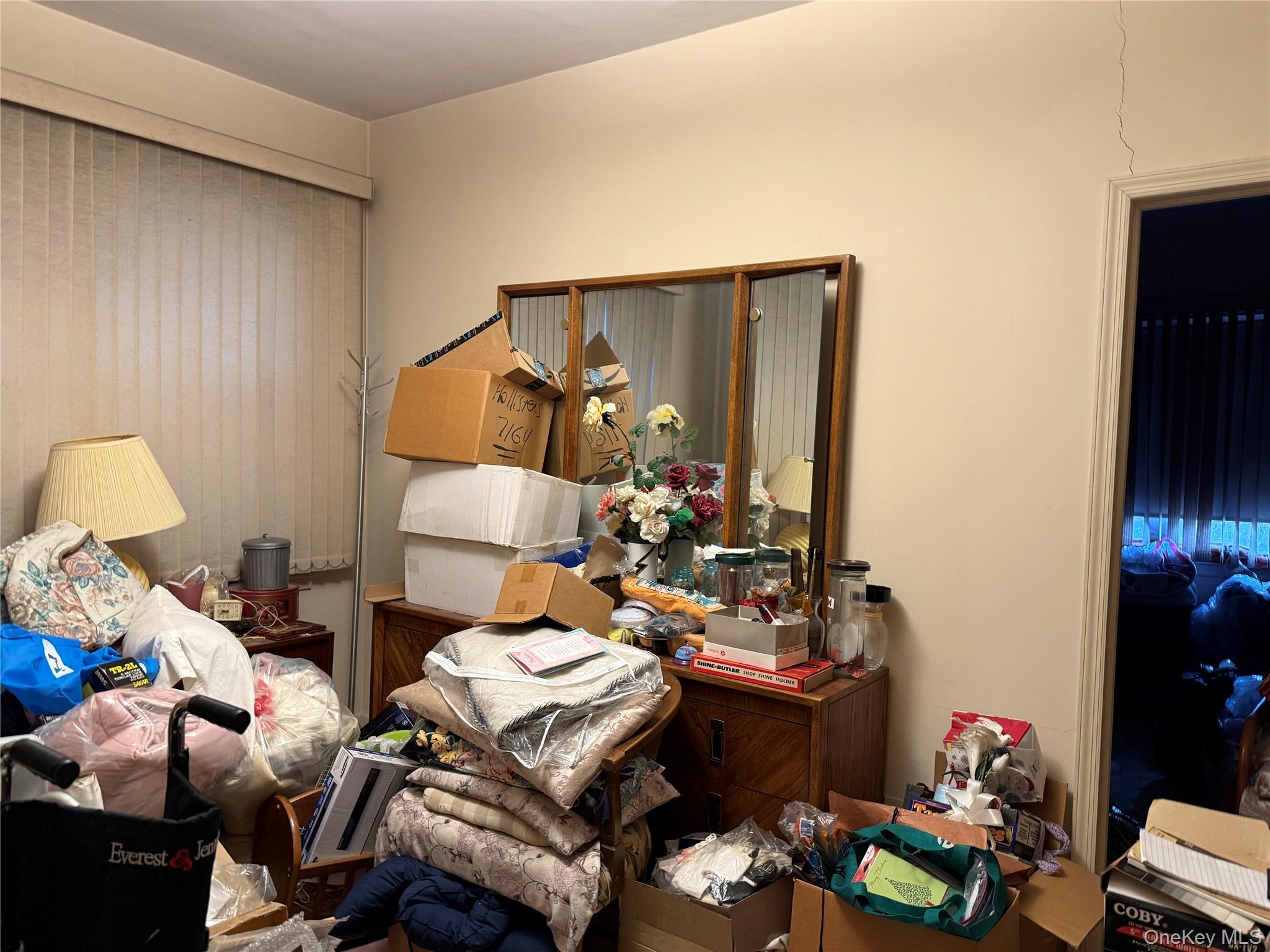 #7 photo, 2931 Wilkinson Avenue, הברונקס Bronx , NY 10461