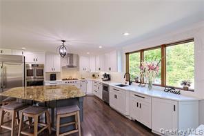 #3 photo, 15 Cranberry Drive, 뉴욕주 Highland Mills , NY 10930