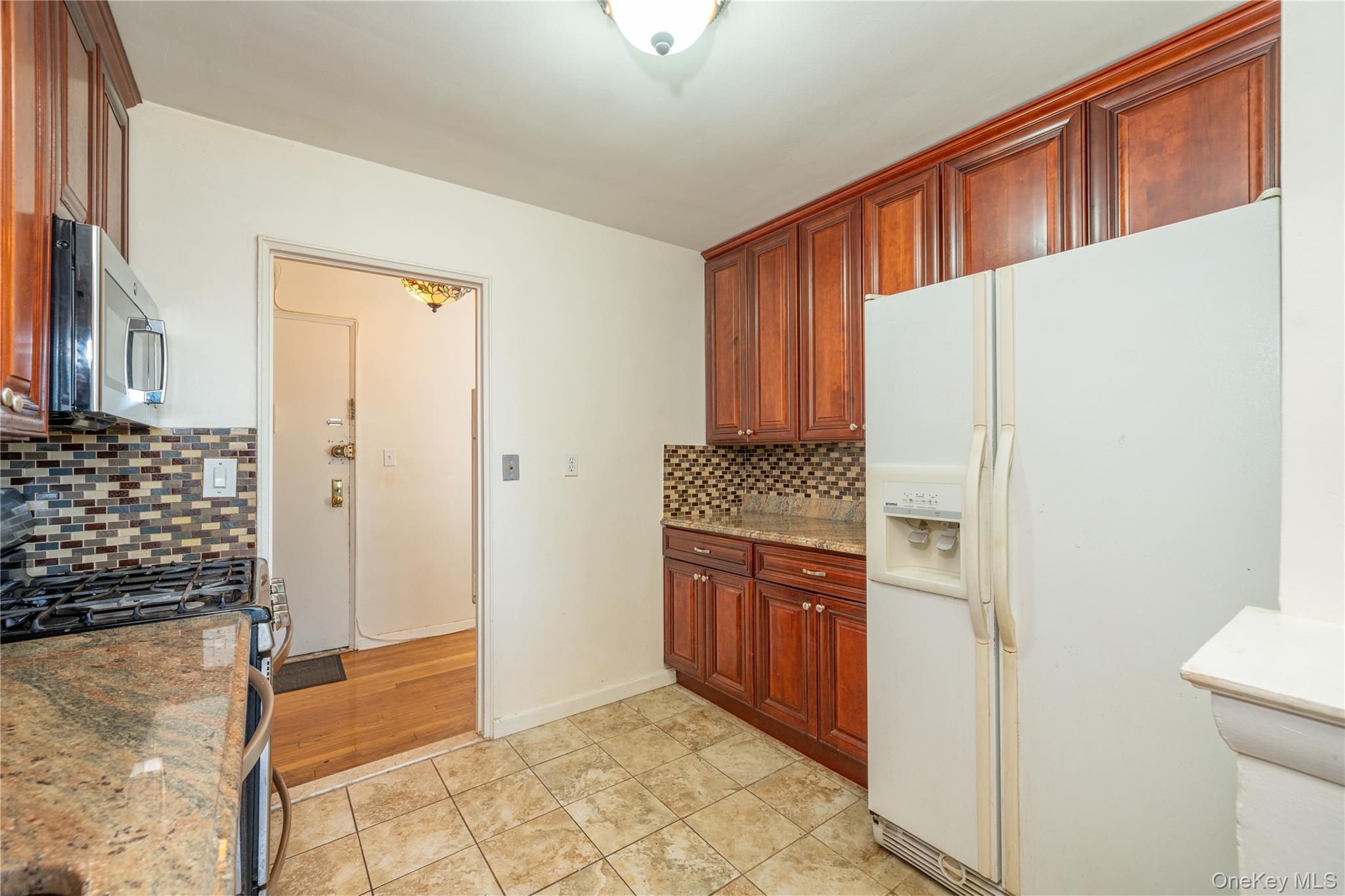 #11 photo, 495 Odell Avenue, 纽约州 Yonkers , NY 10703