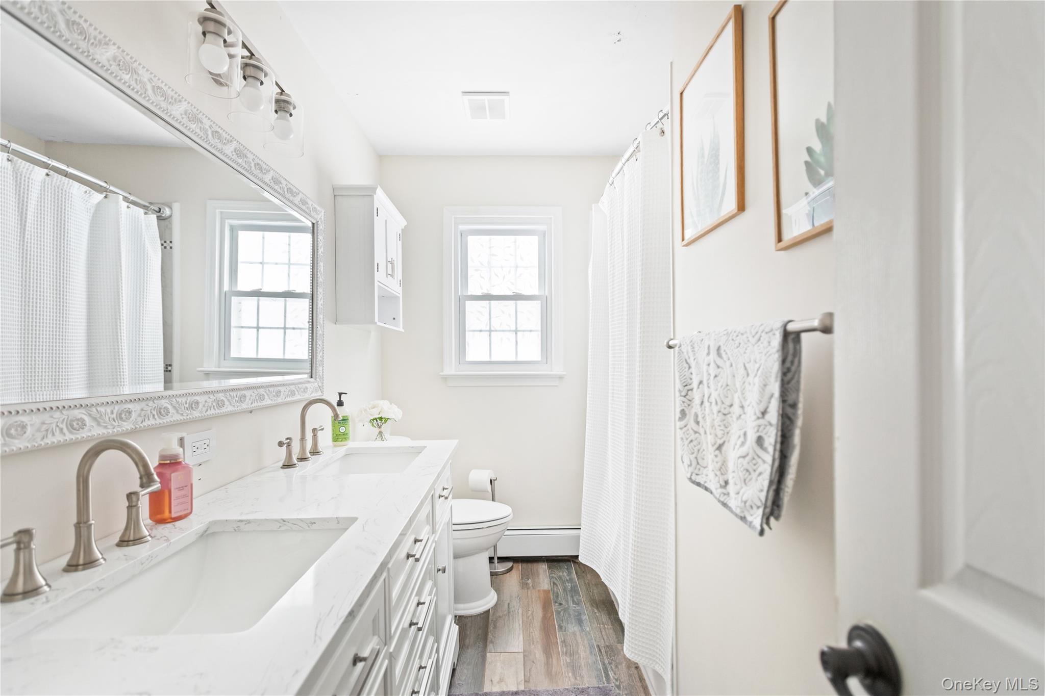 #13 photo, 14 Bayside Avenue, 롱 아일랜드 Medford , NY 11763