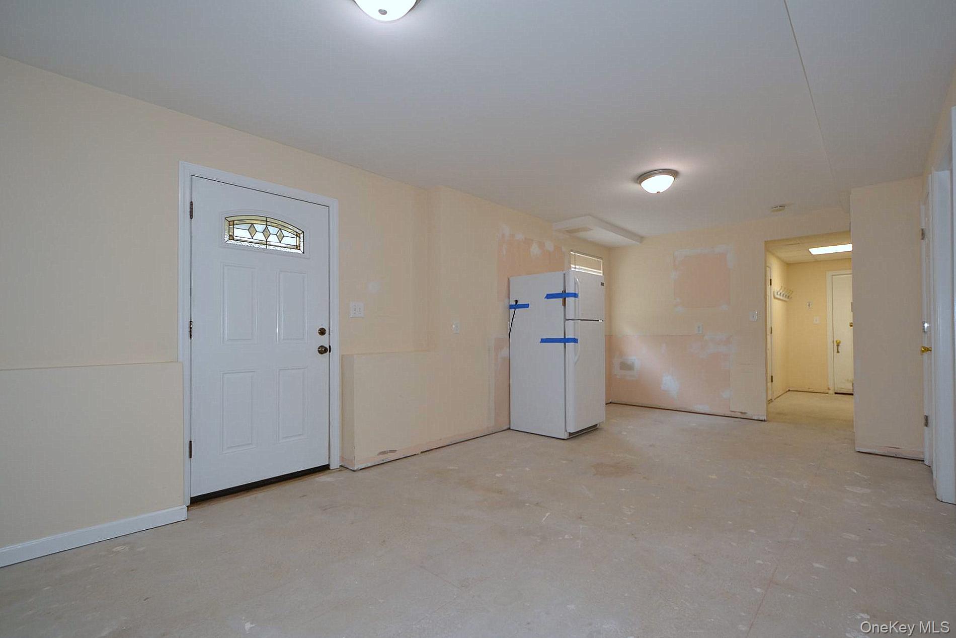 #9 photo, 30 Apex Drive, سوفولك Coram , NY 11727