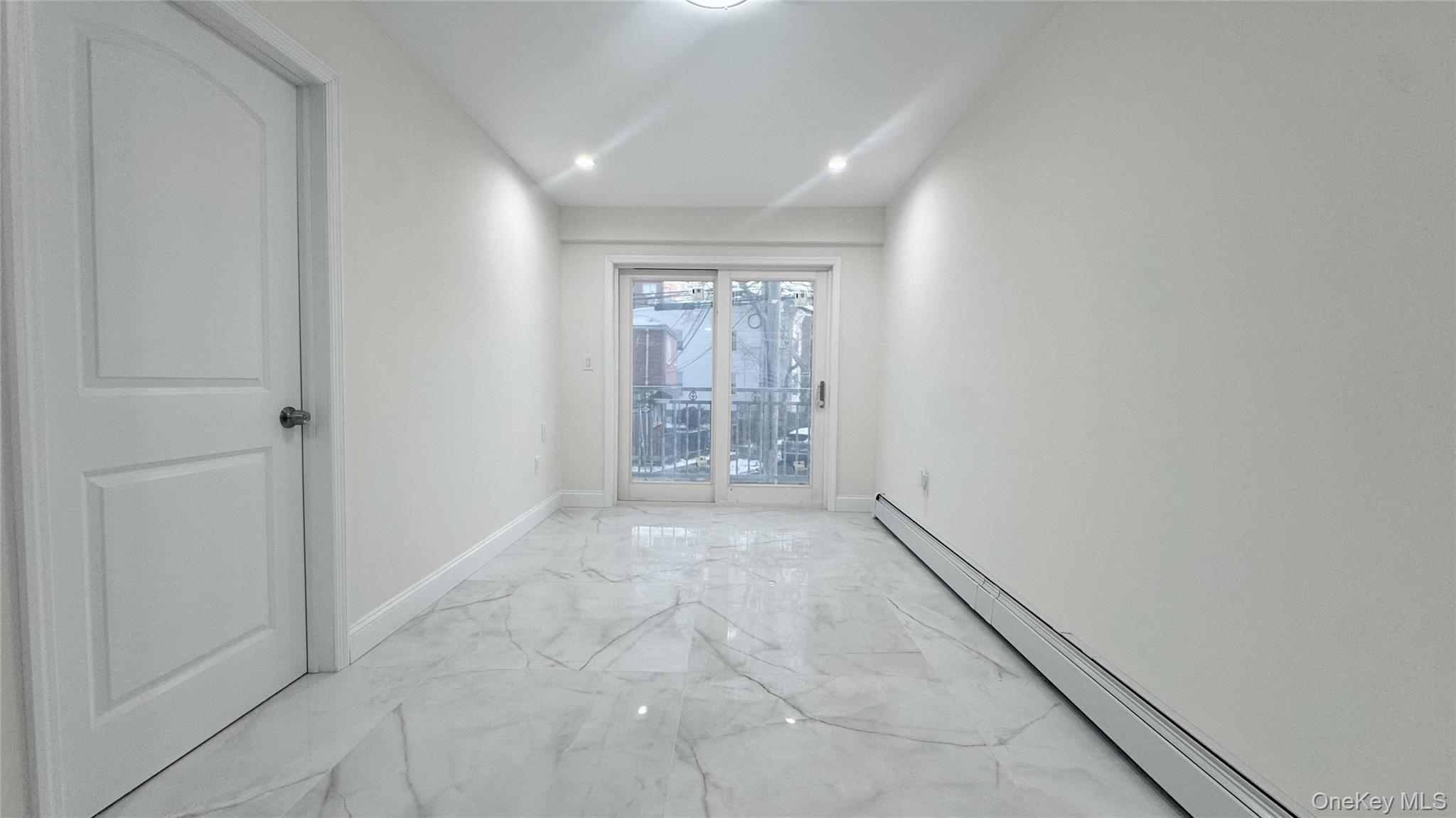 #12 photo, 104-49 49th Ave, 皇后區 可樂娜 Corona , NY 11368