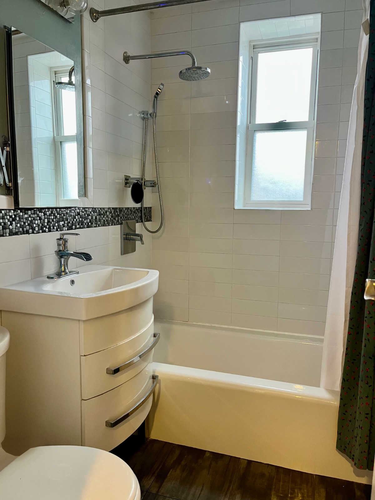 #6 photo, 679 Warburton Ave, #1N, Yonkers , NY 10701