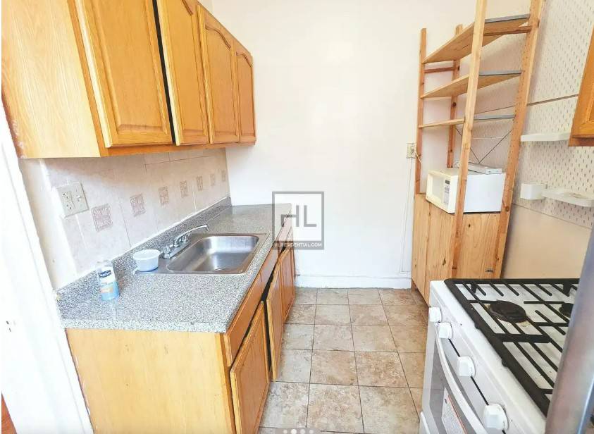 #3 photo, 354 RUTLND RD., הברונקס Prospect Lefferts Gardens , NY 11225