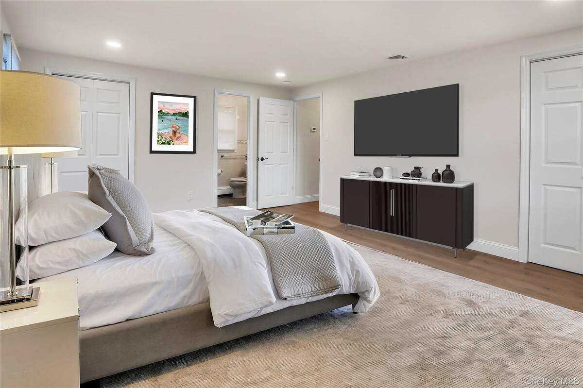 #10 photo, 37 Malvern Lane, Stony Brook , NY 11790