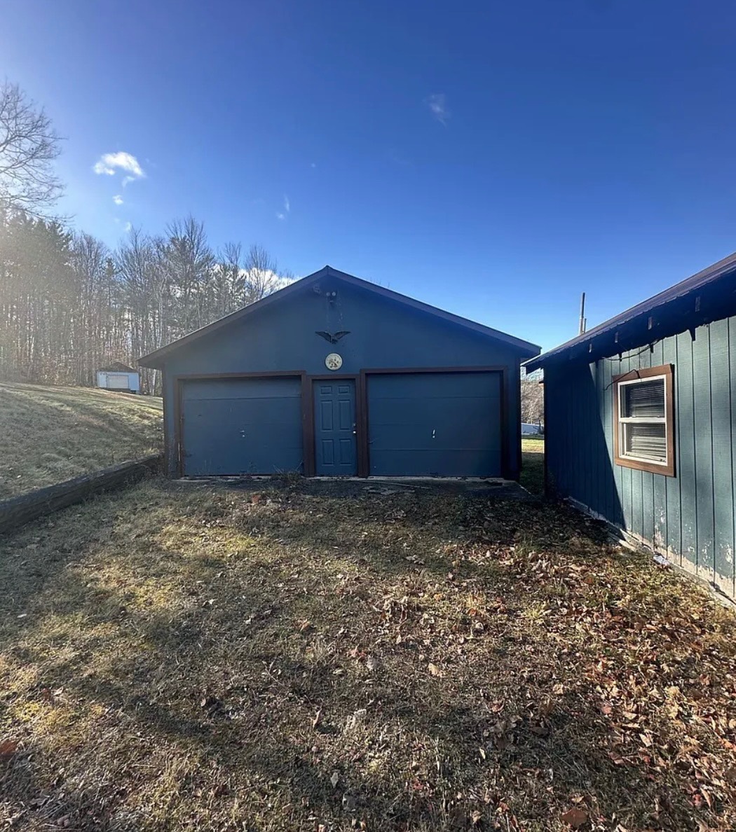 #2 photo, 489 High St, 纽约州 Athol , NY 12810