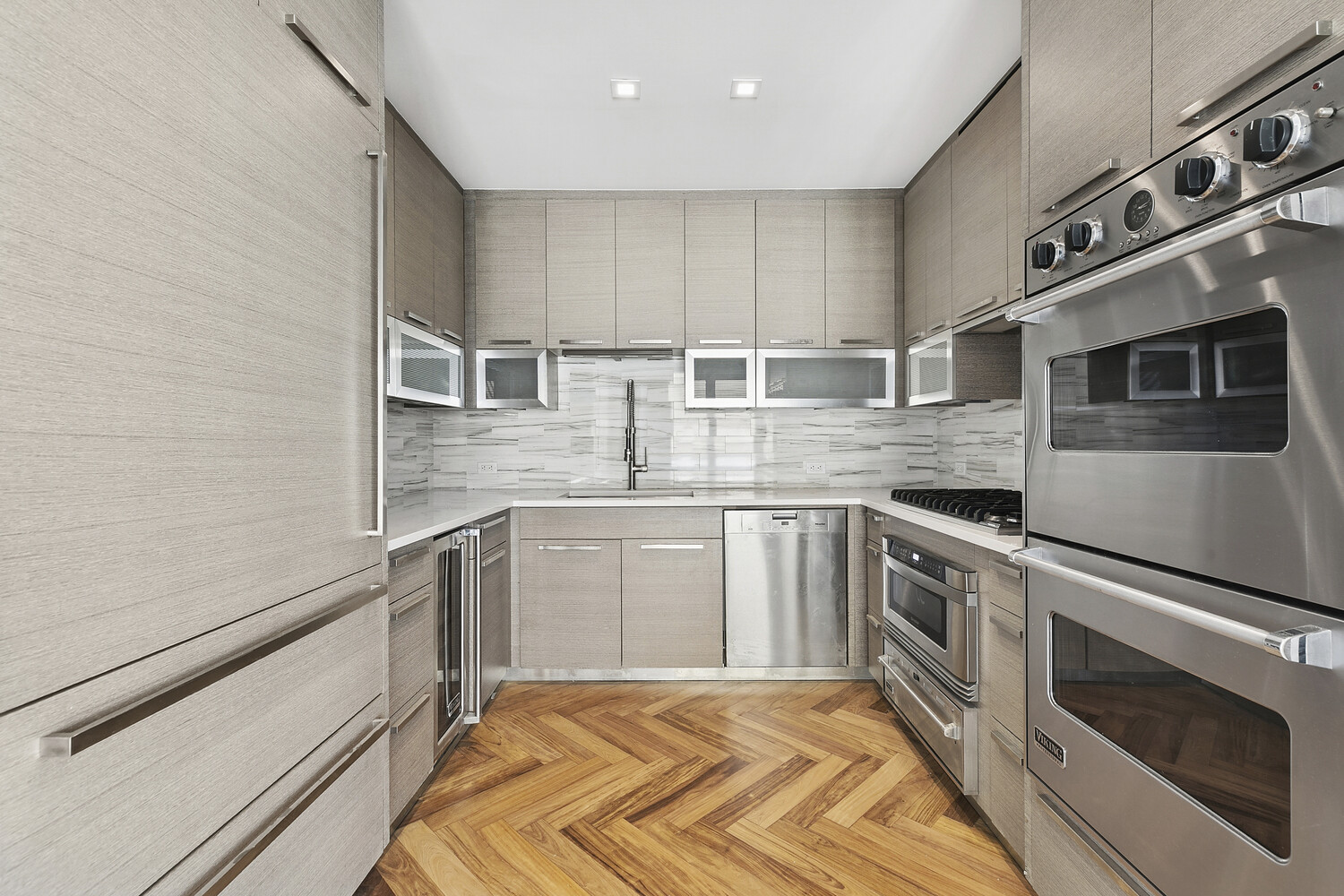 #4 photo, 400 W 12TH Street, West Village , NY 10014