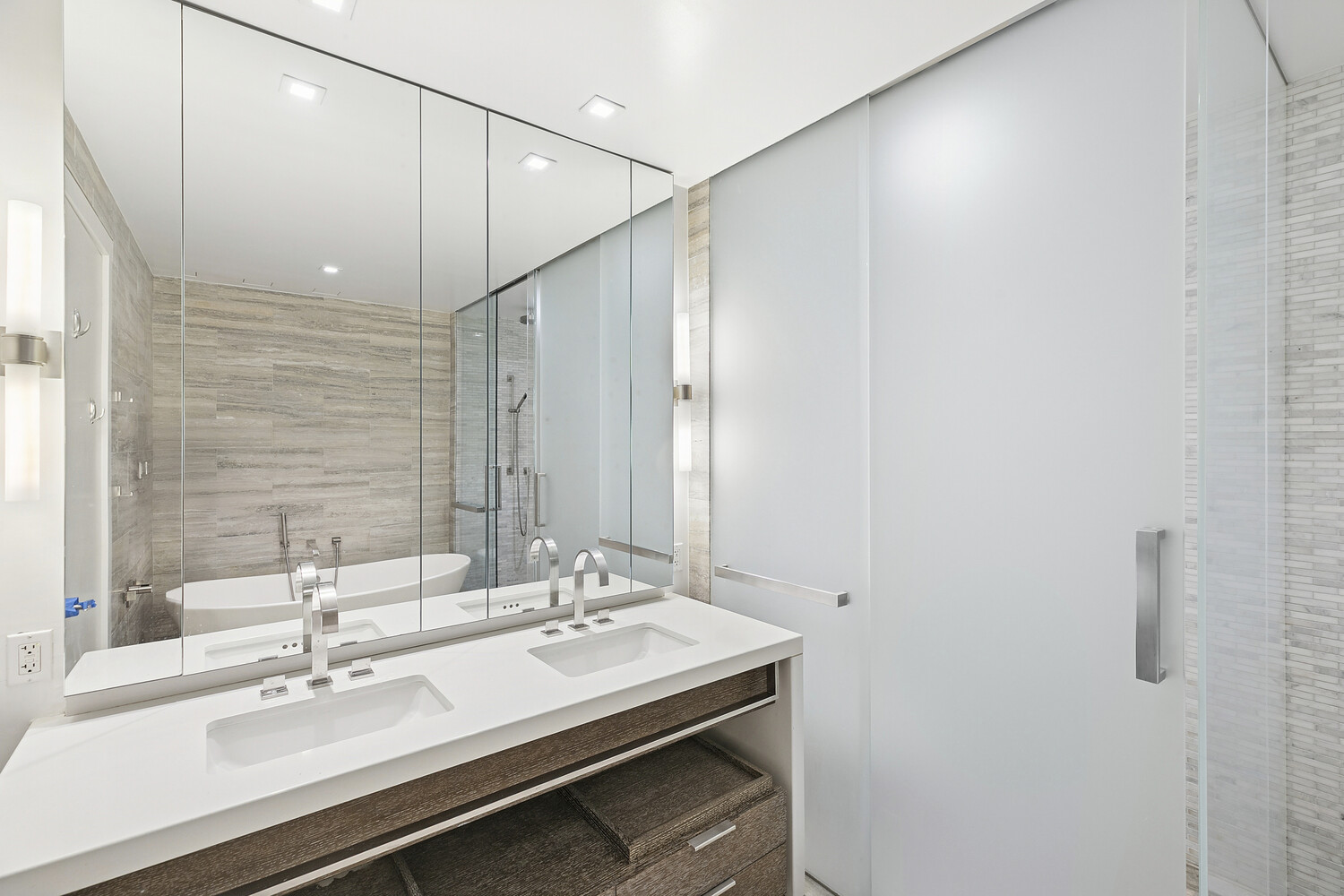 #7 photo, 400 W 12TH Street, West Village , NY 10014