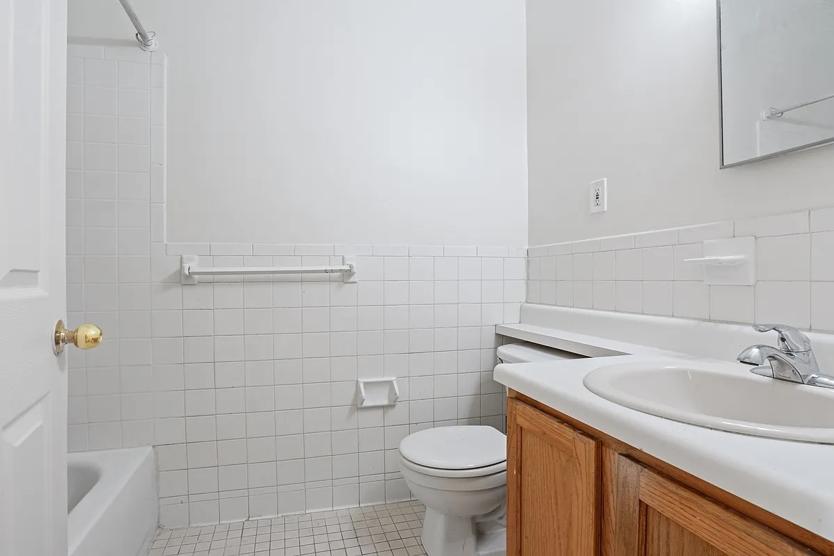 #10 photo, New York City, Washington Heights , NY 10032