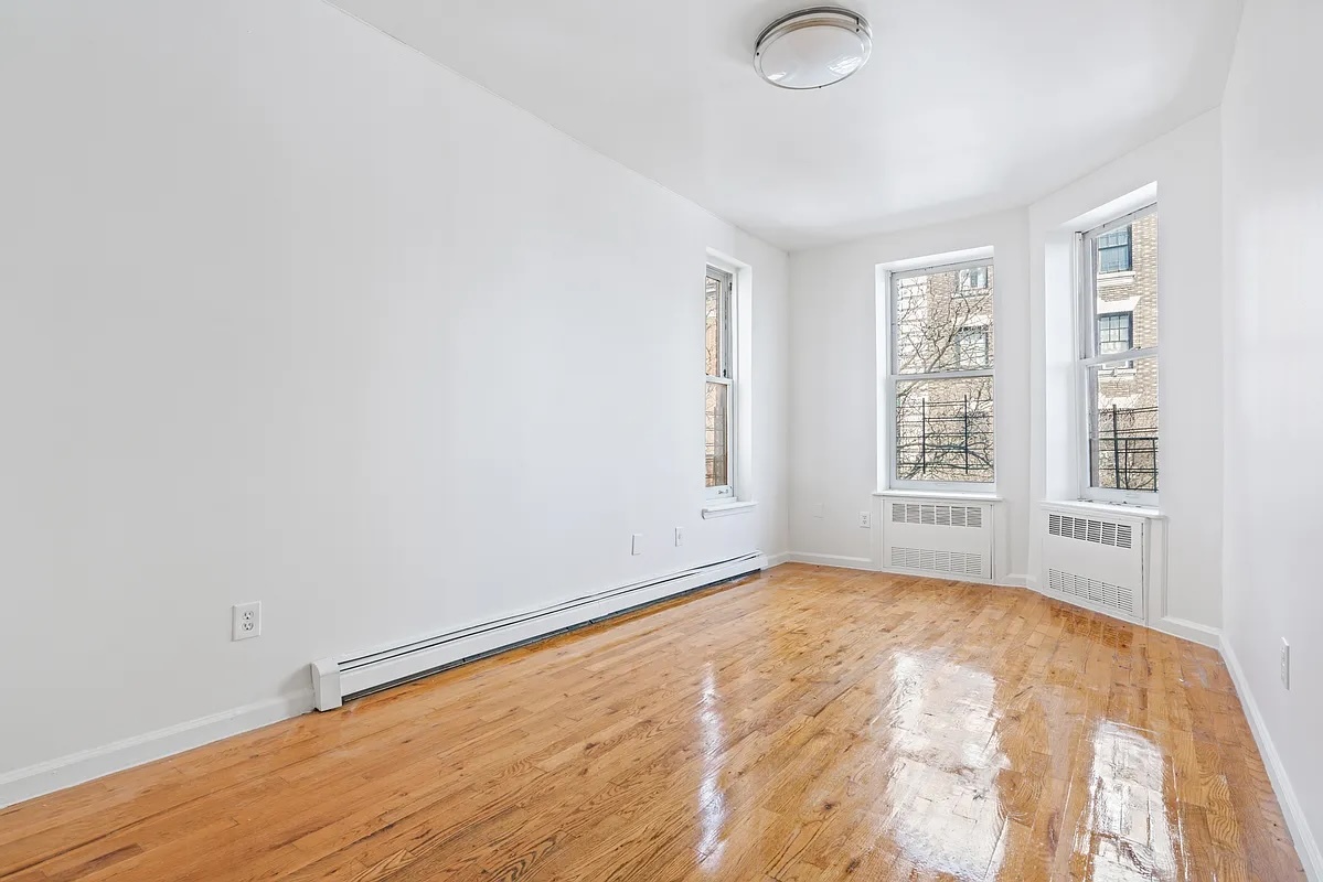 #6 photo, New York City, Washington Heights , NY 10032