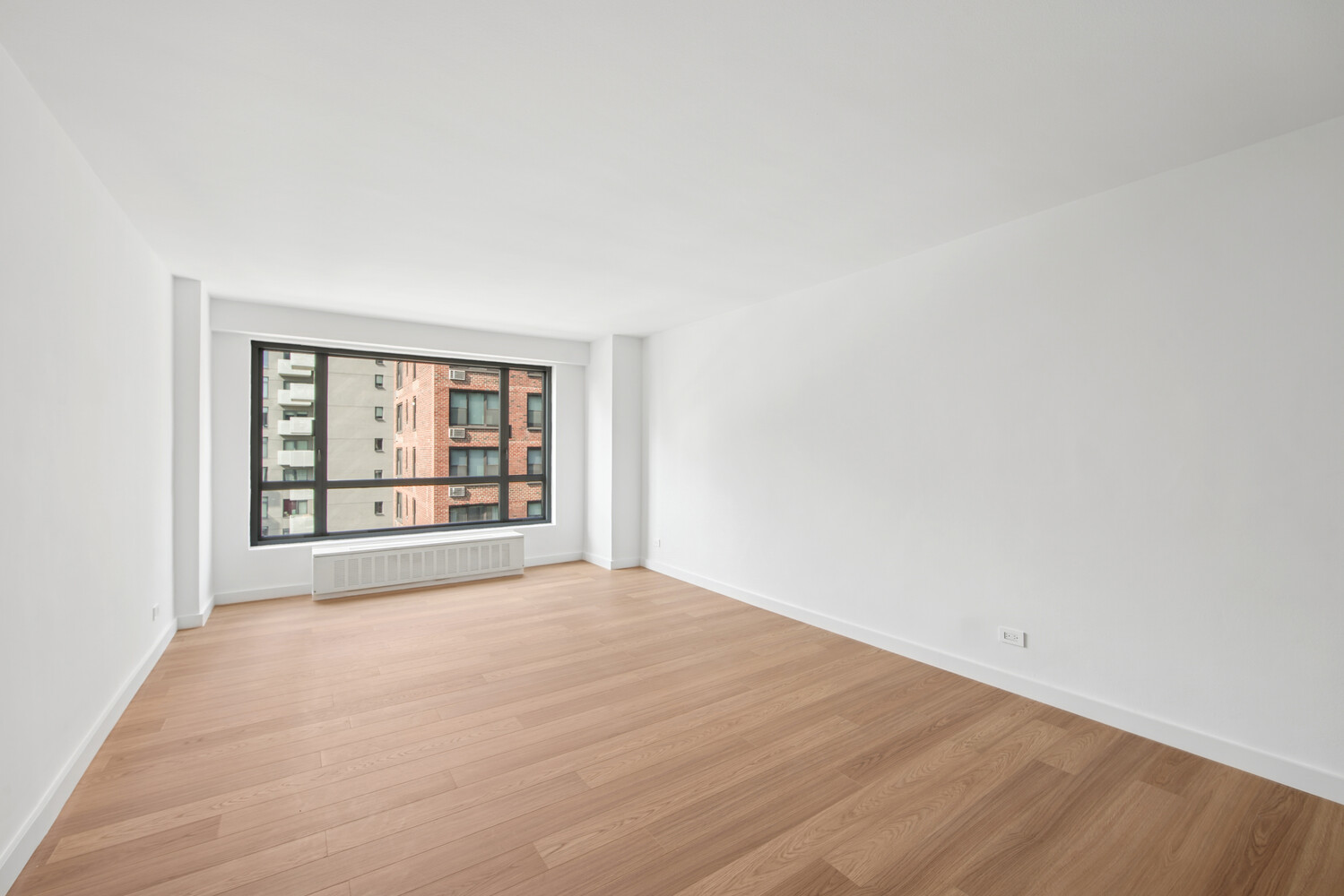 #12 photo, New York City, Yorkville , NY 10128