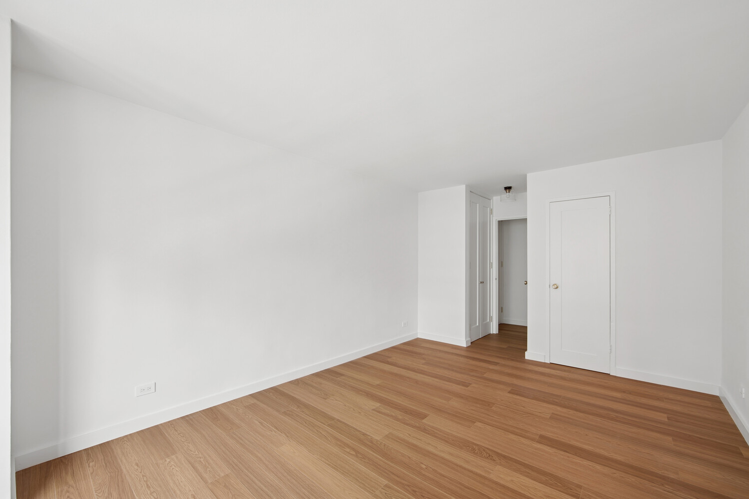 #13 photo, New York City, Yorkville , NY 10128