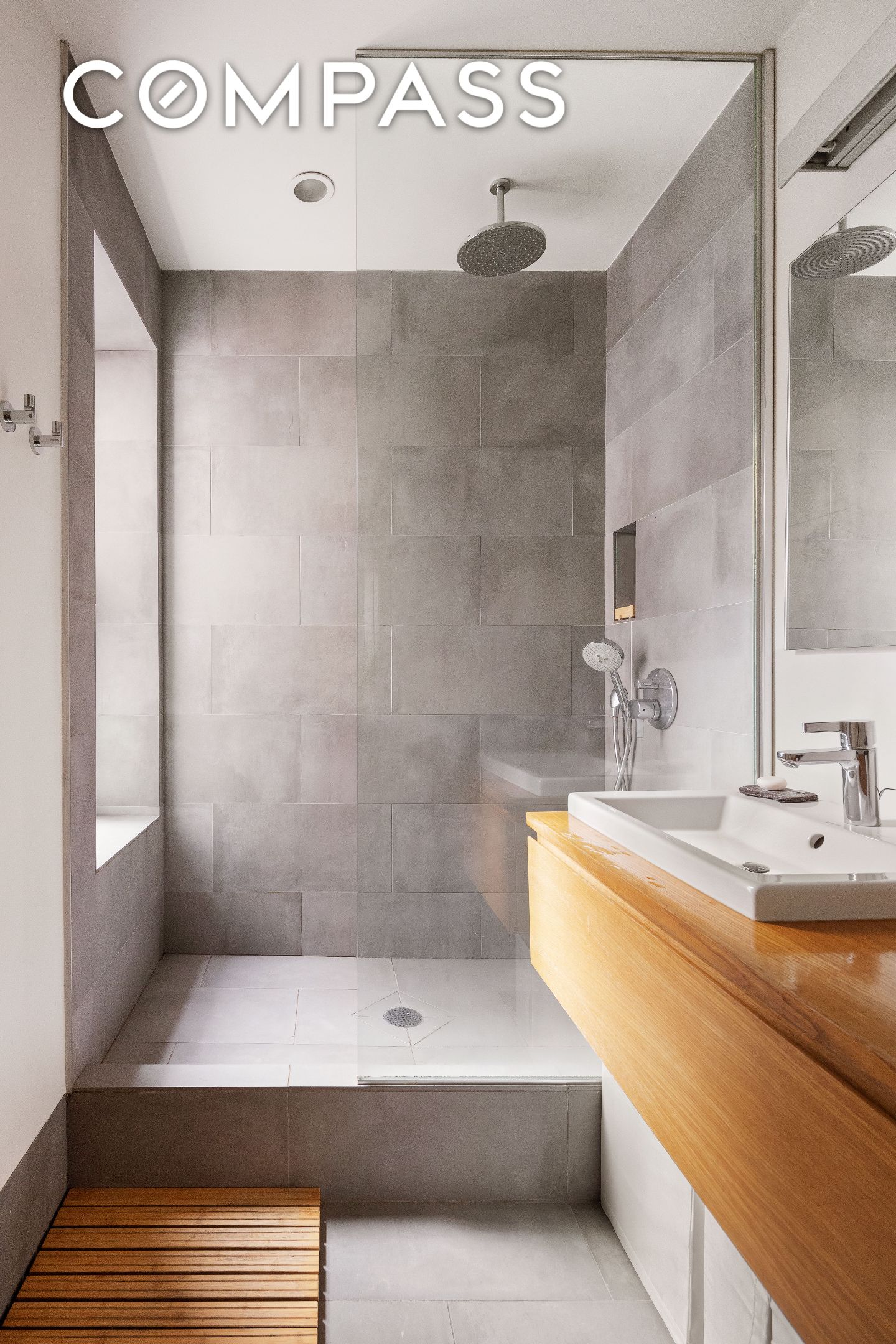 #3 photo, New York City, מנהטן Lower East Side , NY 10002