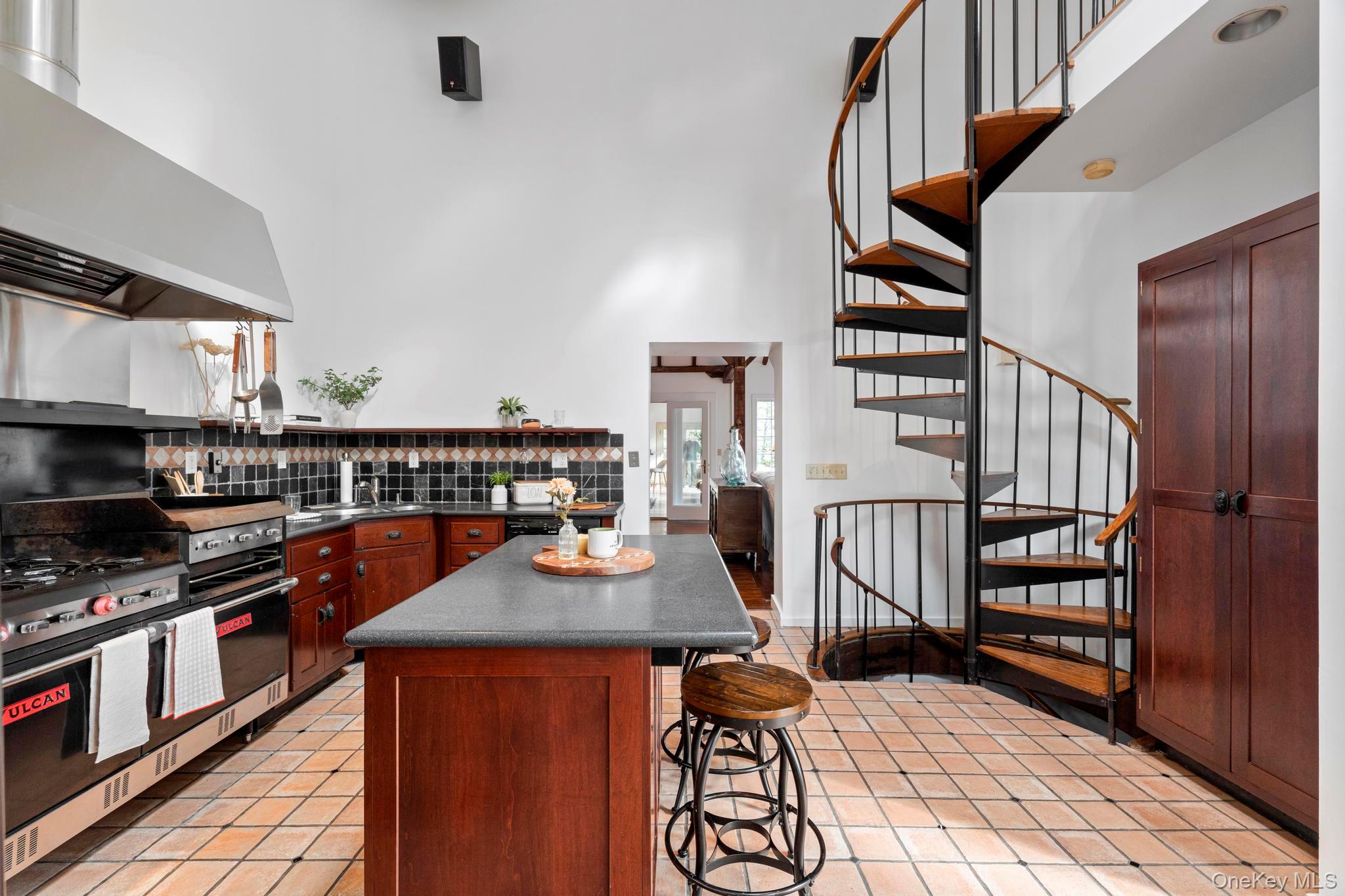 #11 photo, 381 West Mountain Road, 코네티컷주 Ridgefield , CT 06877