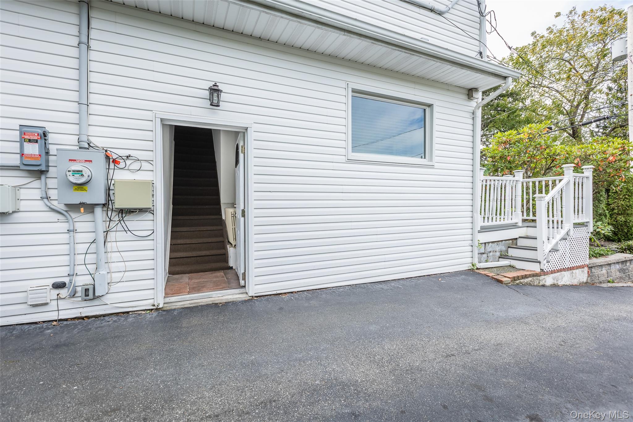 #13 photo, 97 Rosewood Road, מחוז סאפוק Kings Park , NY 11754