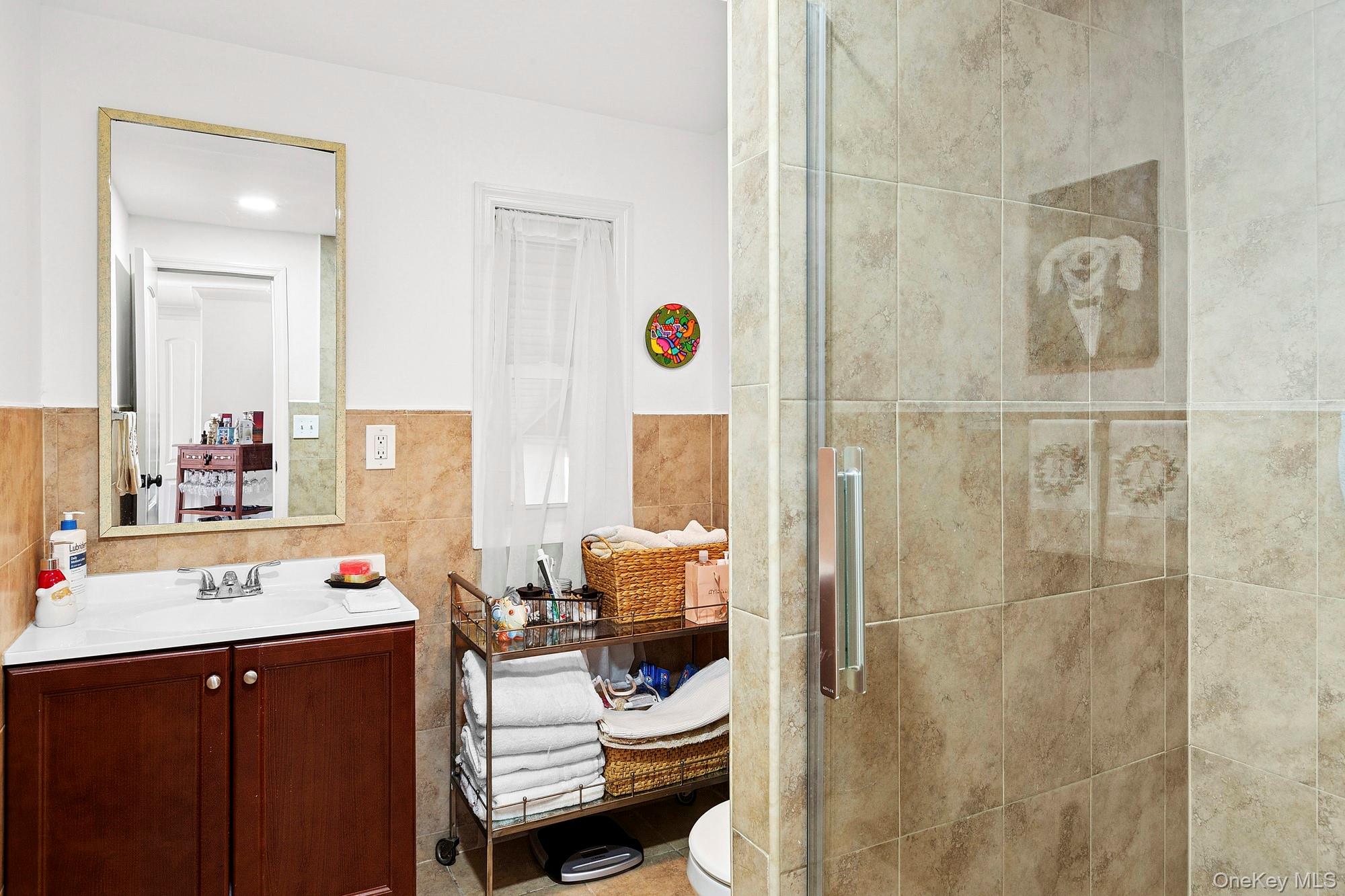 #10 photo, 525 Riverleigh Avenue, सफ़ोक काउंटी Riverhead , NY 11901