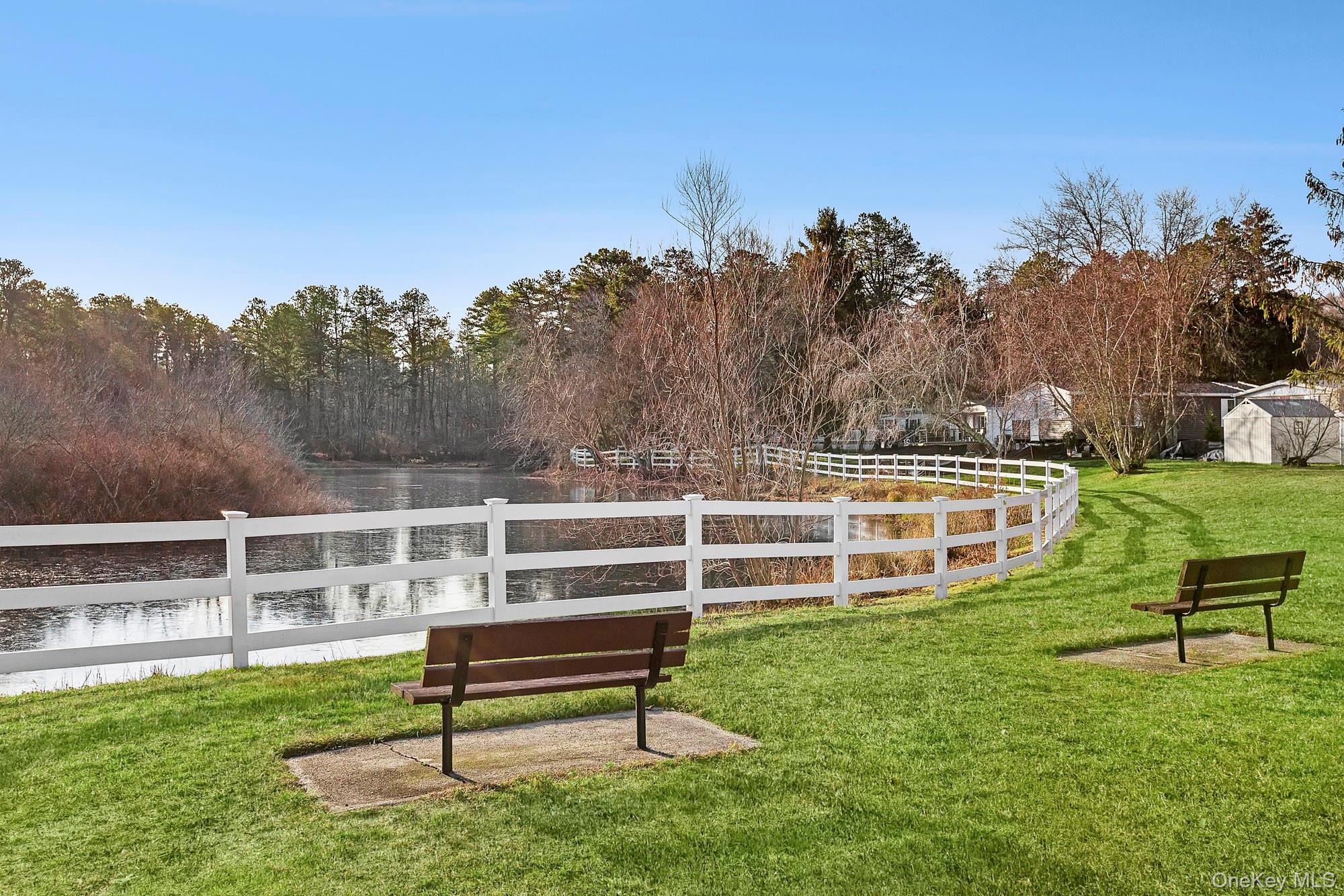 #15 photo, 525 Riverleigh Avenue, सफ़ोक काउंटी Riverhead , NY 11901