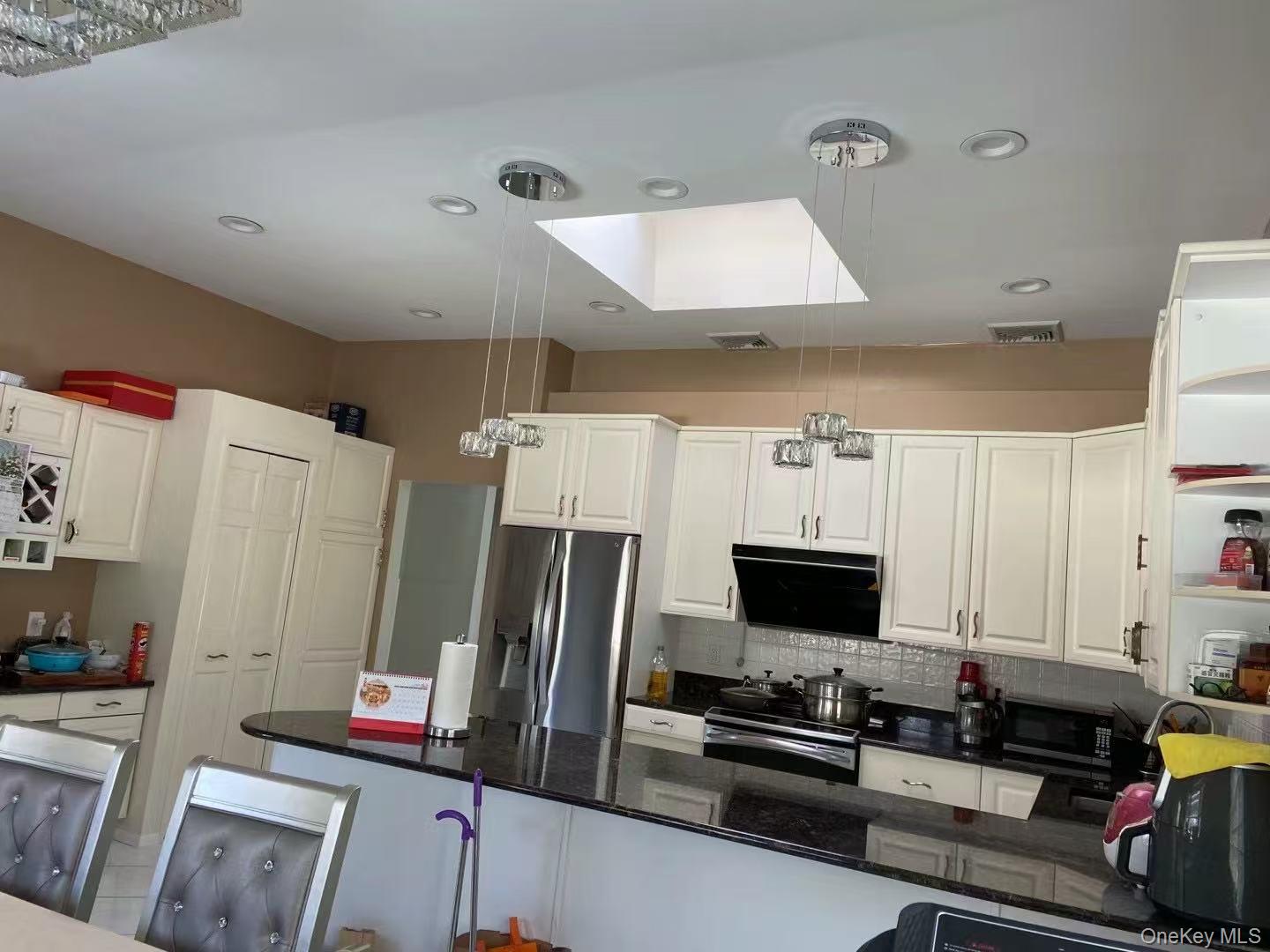 #4 photo, 2187 Clover Court, East Meadow , NY 11554