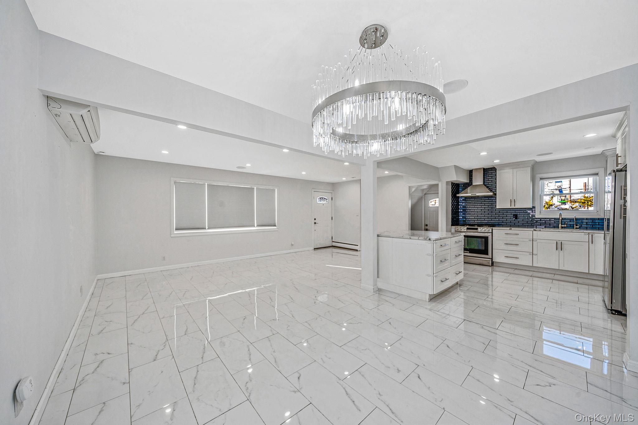 #10 photo, 1 Munro Boulevard, 长岛 Valley Stream , NY 11581