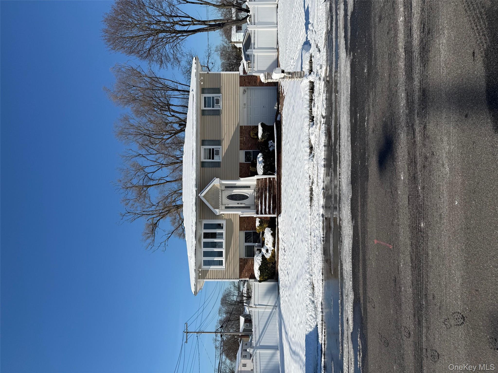 #3 photo, 118 Lincoln Avenue, 롱 아일랜드 Deer Park , NY 11729