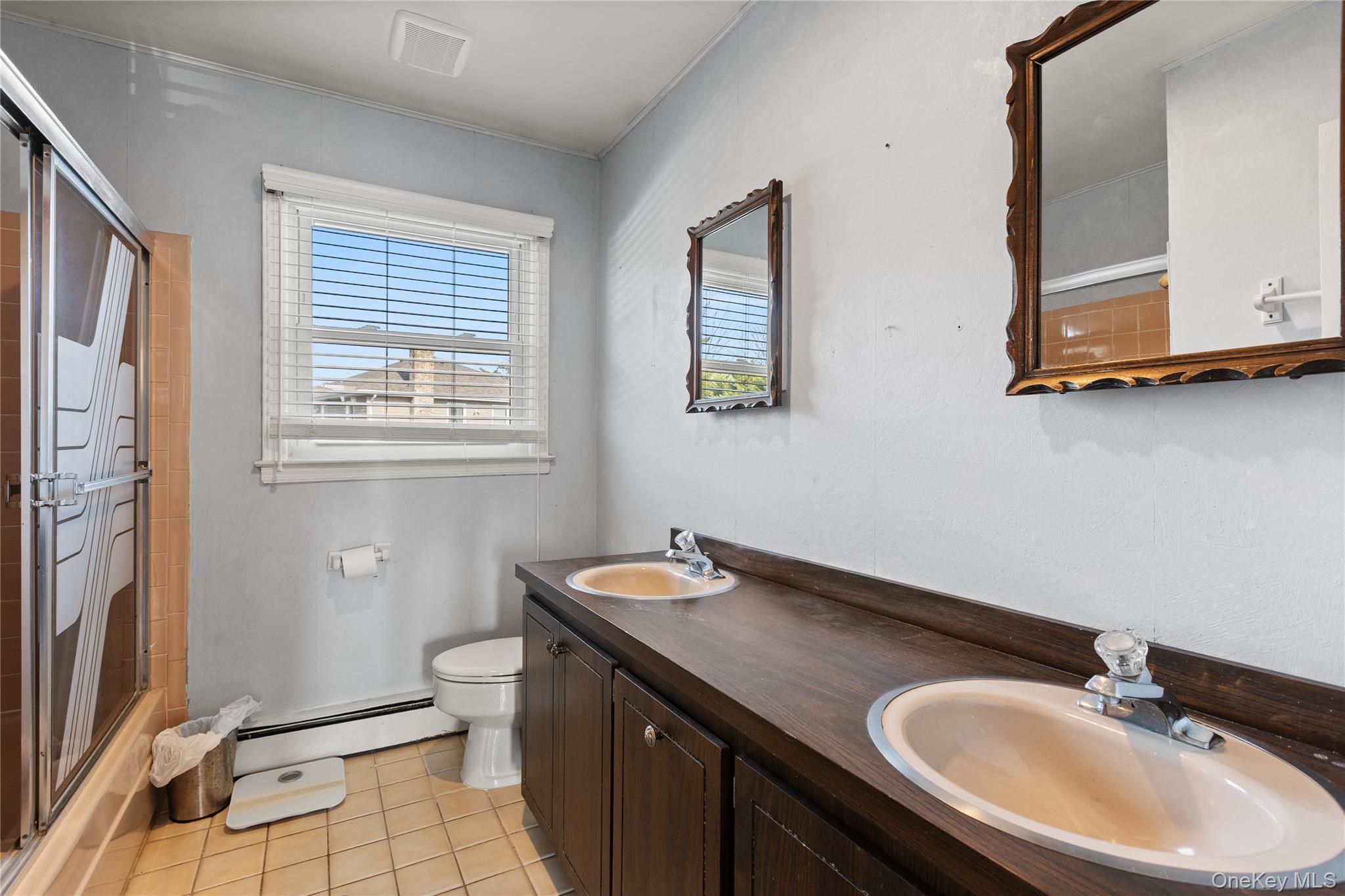 #14 photo, 11 Marlboro Lane, 東長島 East Islip , NY 11730